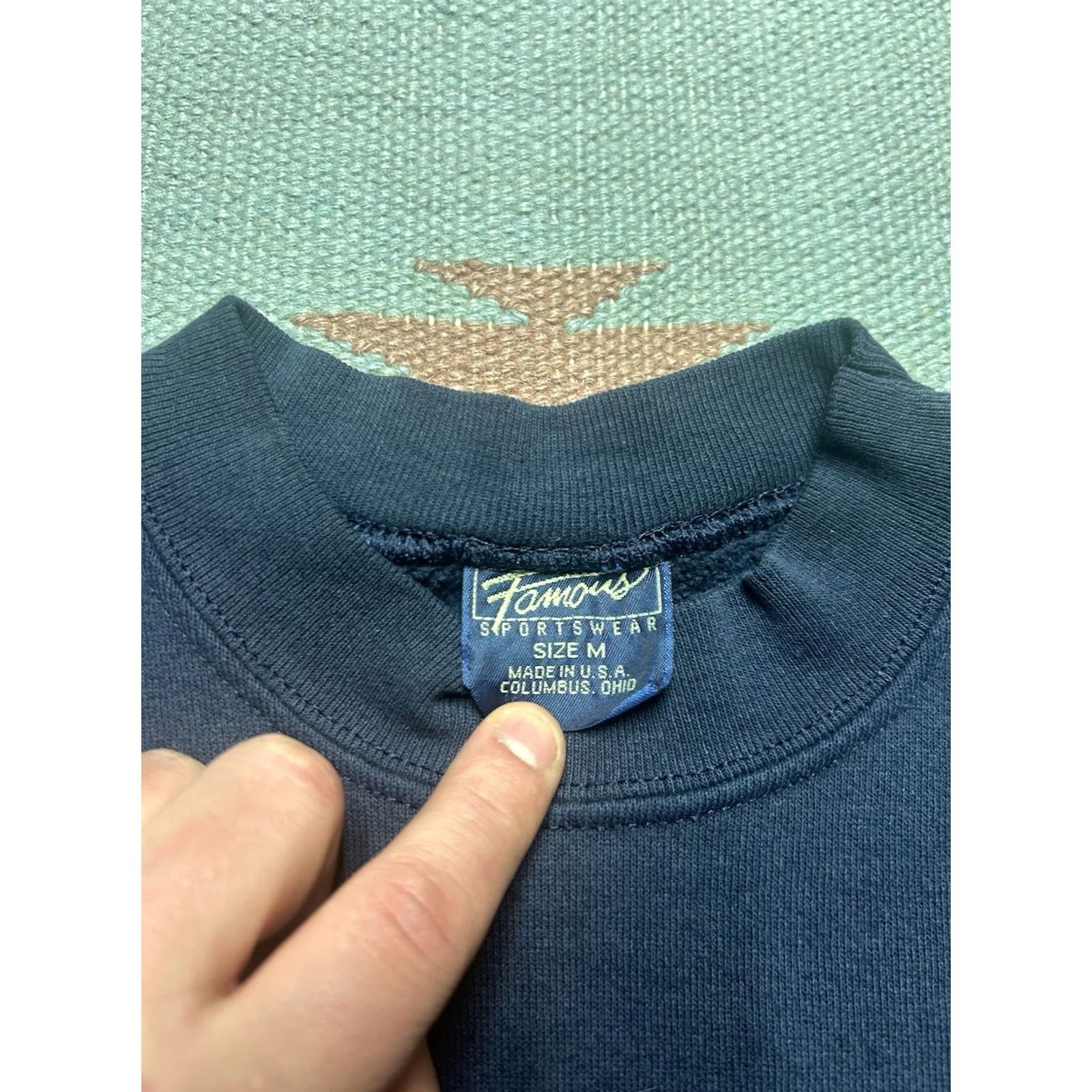 Vintage VINTAGE University of Michigan Embroidered Sweatshirt Crewneck Medium Blue 90s 80s Pullover Men M Size US M / EU 48-50 / 2 - 7 Thumbnail