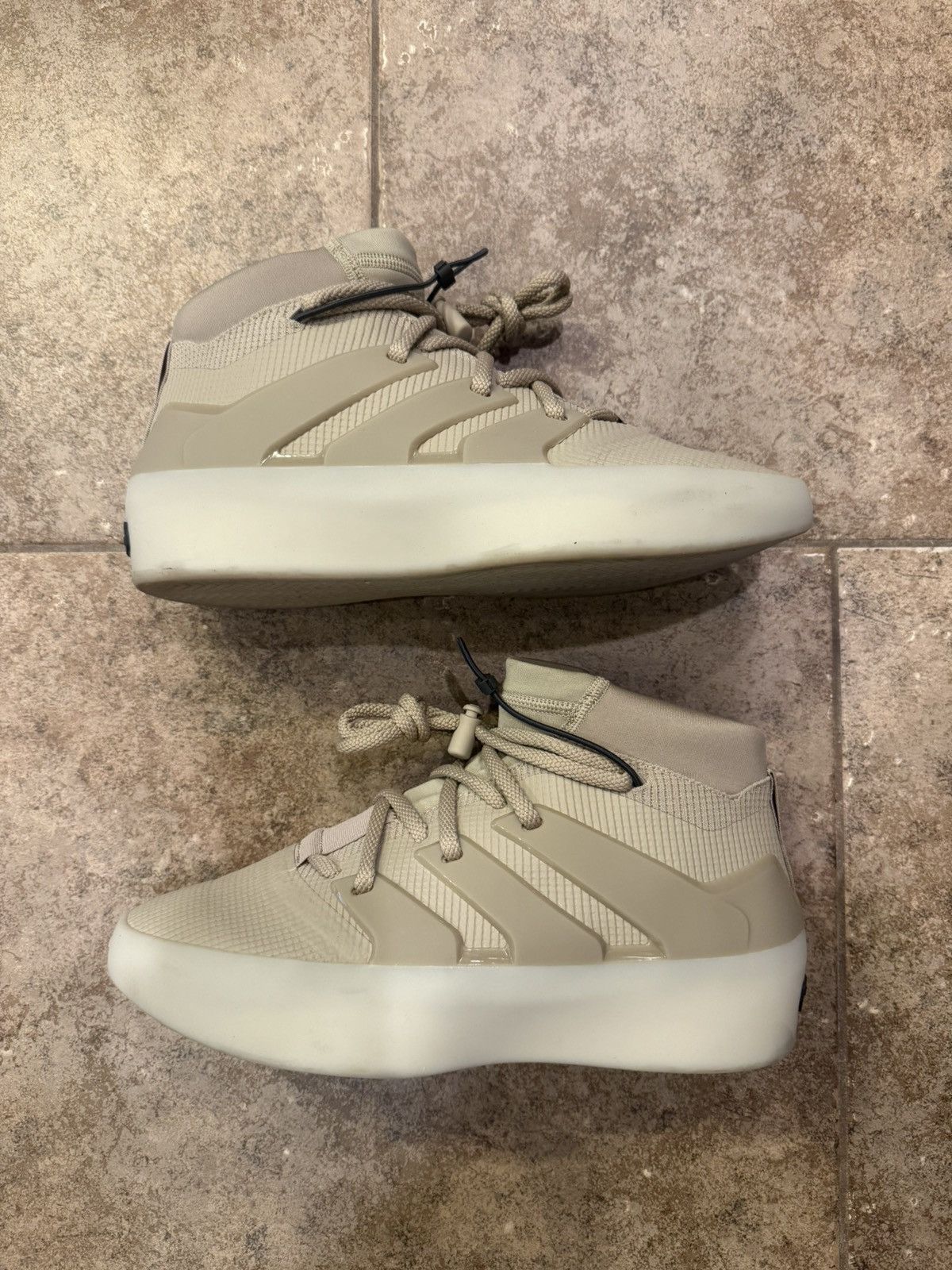 Adidas × Fear of God Fear of God men’s sneakers Size US 9 / EU 42 - 6 Thumbnail