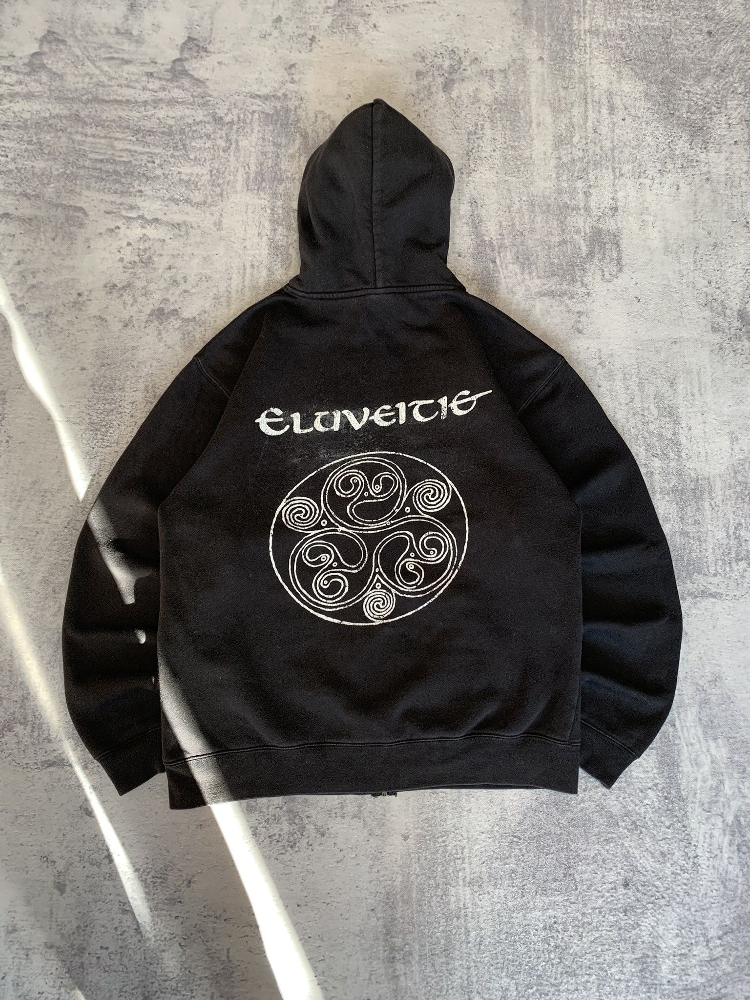Fruit Of The Loom VTG ELUVEITIE PURE F**KING FOLK METAL Faded Zip Up Hoodie Size US M / EU 48-50 / 2 - 1 Thumbnail