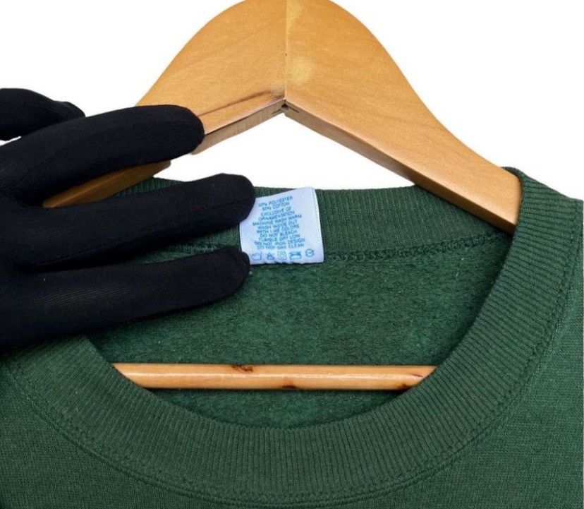Vintage Vintage 90s Mickey Mouse Forest Green Sweatshirt Size Large Size US L / EU 52-54 / 3 - 10 Thumbnail