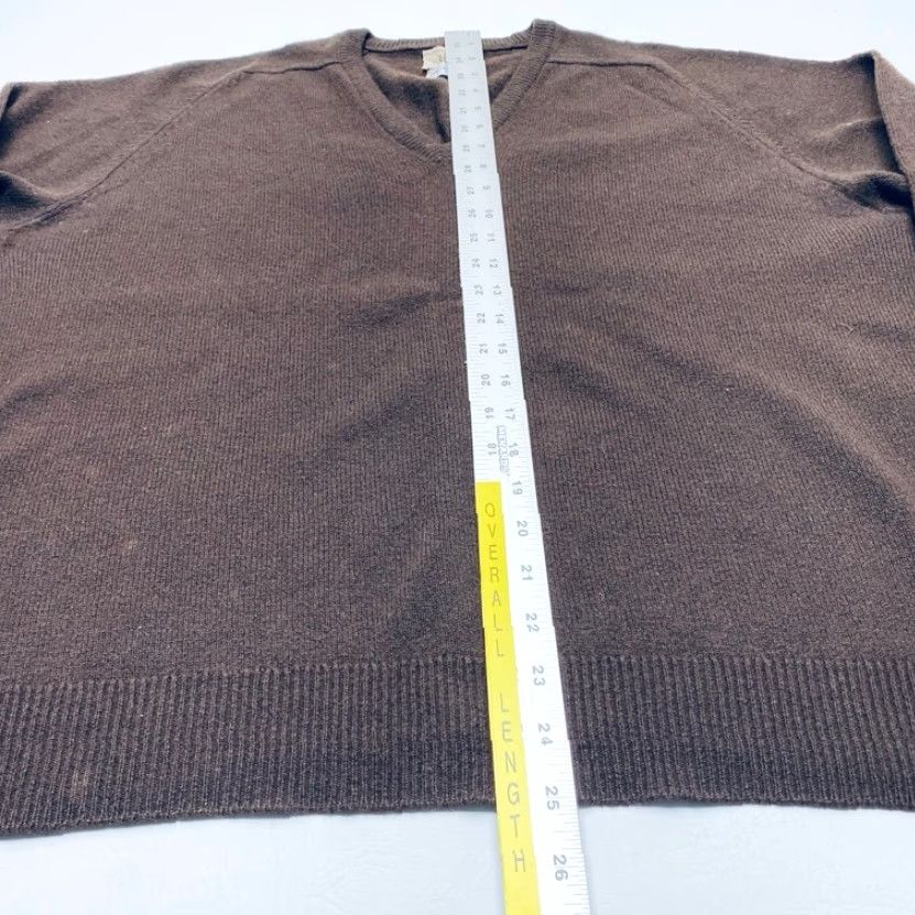 Vintage VINTAGE Alan Paine Lambswool Sweater 1960s V-Neck Brown Grunge Preppy 50s 60s Wool Casual Mens Sweatshirt Size US M / EU 48-50 / 2 - 7 Thumbnail