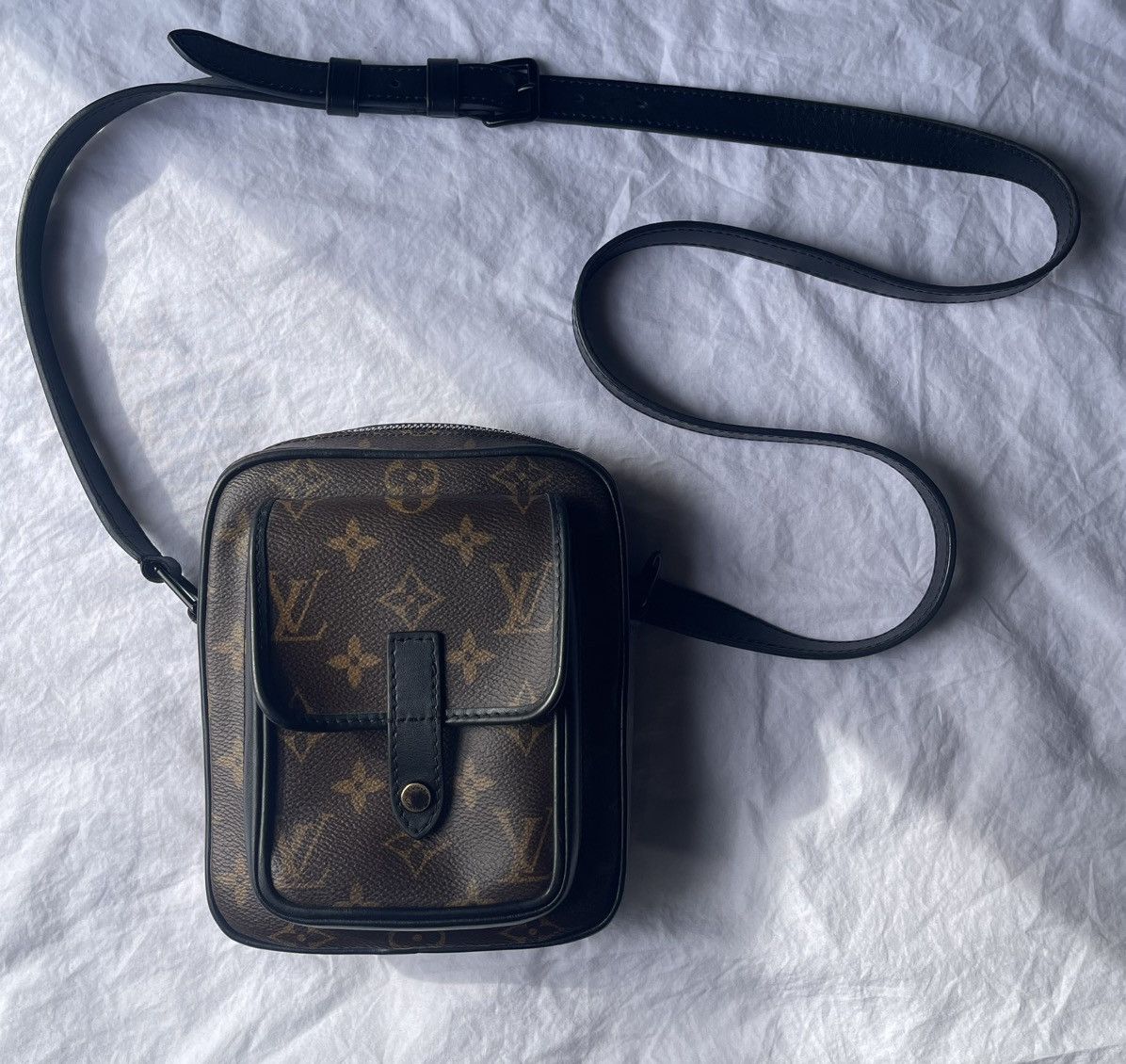 Louis Vuitton Louis Vuitton Christopher Monogram ($3000+Market) Size ONE SIZE - 1 Thumbnail