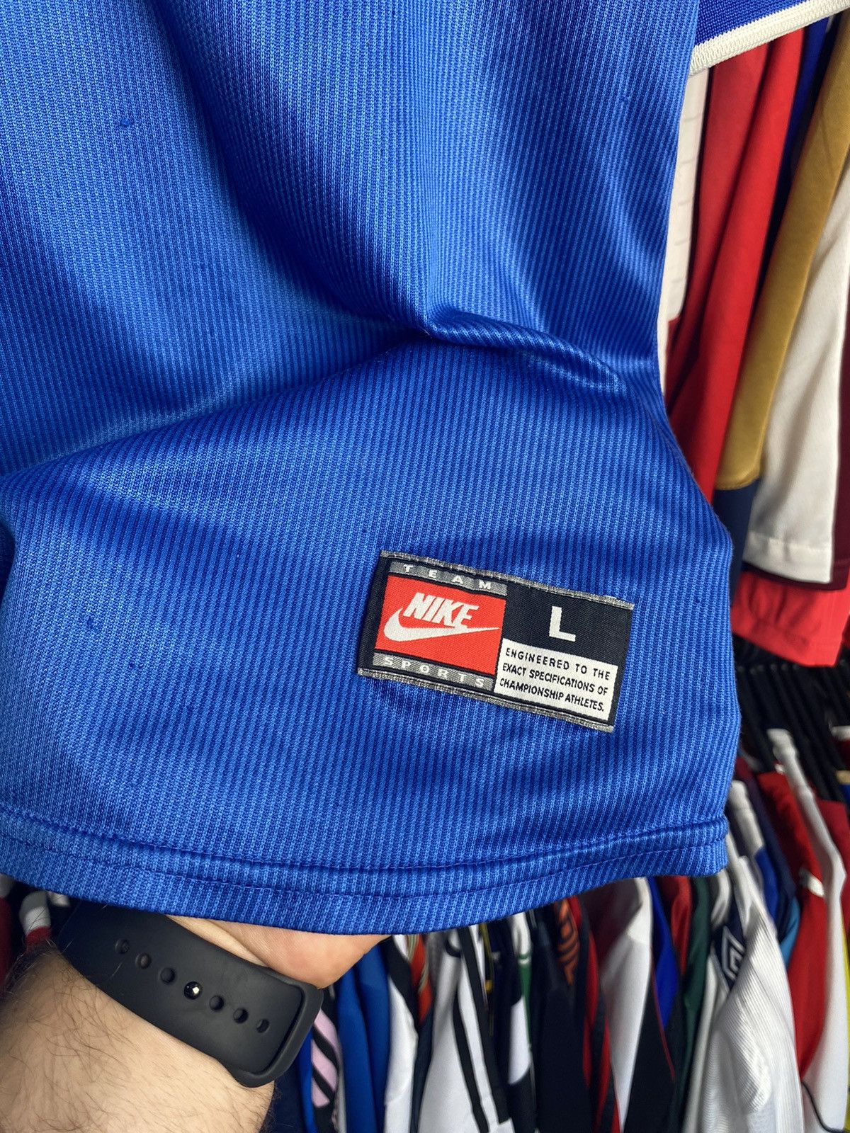 Nike 1997/98 NIKE ITALY HOME SOCCER FOOTBALL JERSEY SHIRT Size US L / EU 52-54 / 3 - 7 Thumbnail