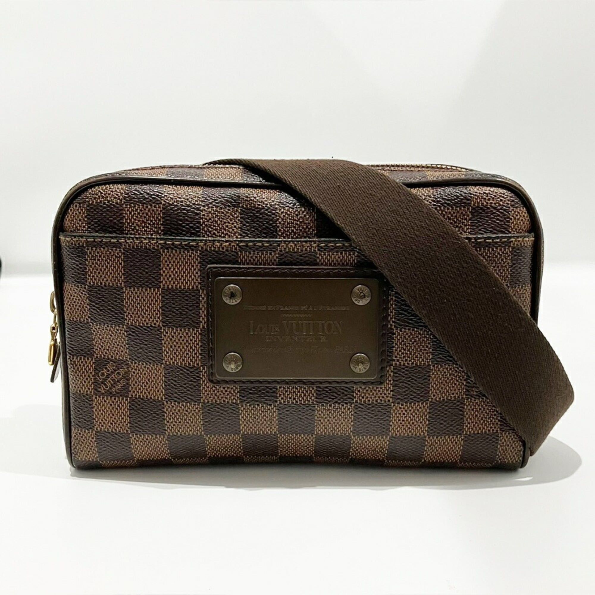 Louis Vuitton Louis Vuitton Damier Bum Bag Brooklyn N41101 Shoulder Bag, Body Waist LOUIS VUITTON Size ONE SIZE - 1 Thumbnail