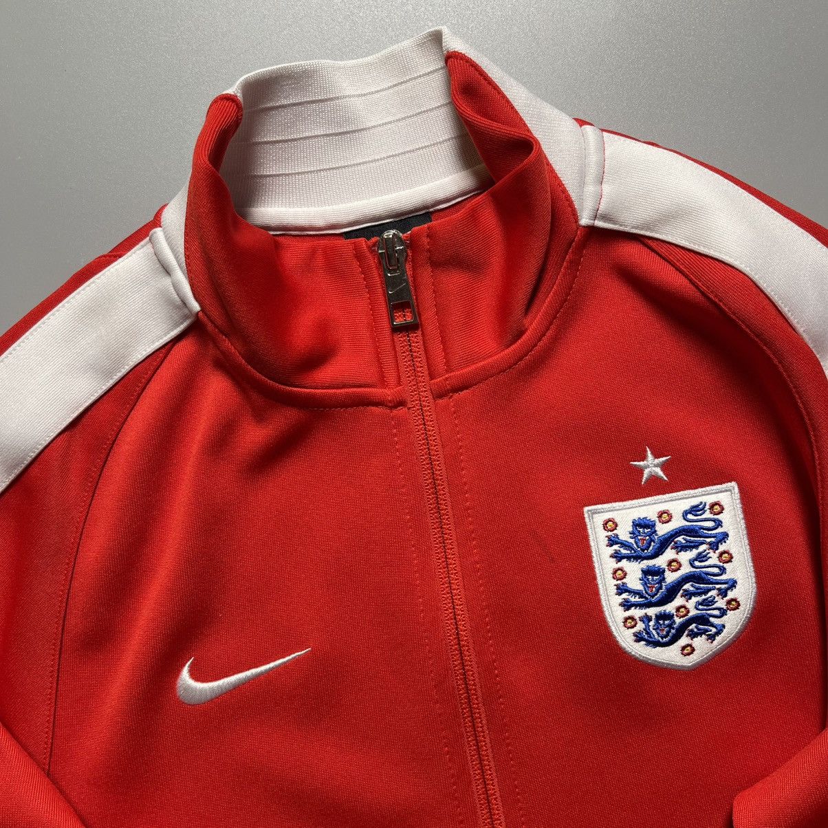 Nike ENGLAND NIKE 2014 WORLD CUP FOOTBALL WOMEN TRAINING TOP Size S / US 4 / IT 40 - 3 Thumbnail