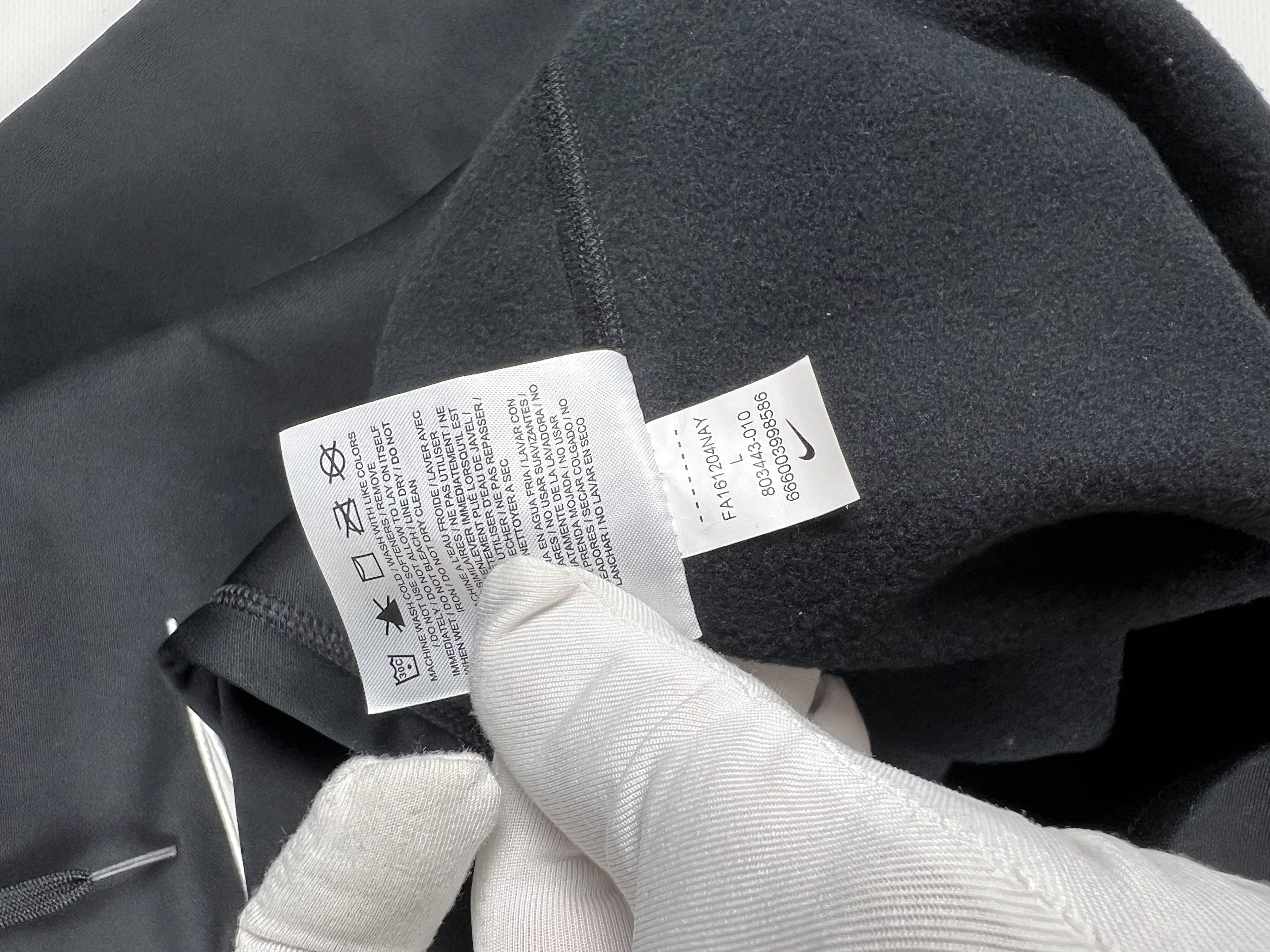 Nike Nike Dri Fit Hoodie L Size US L / EU 52-54 / 3 - 4 Thumbnail