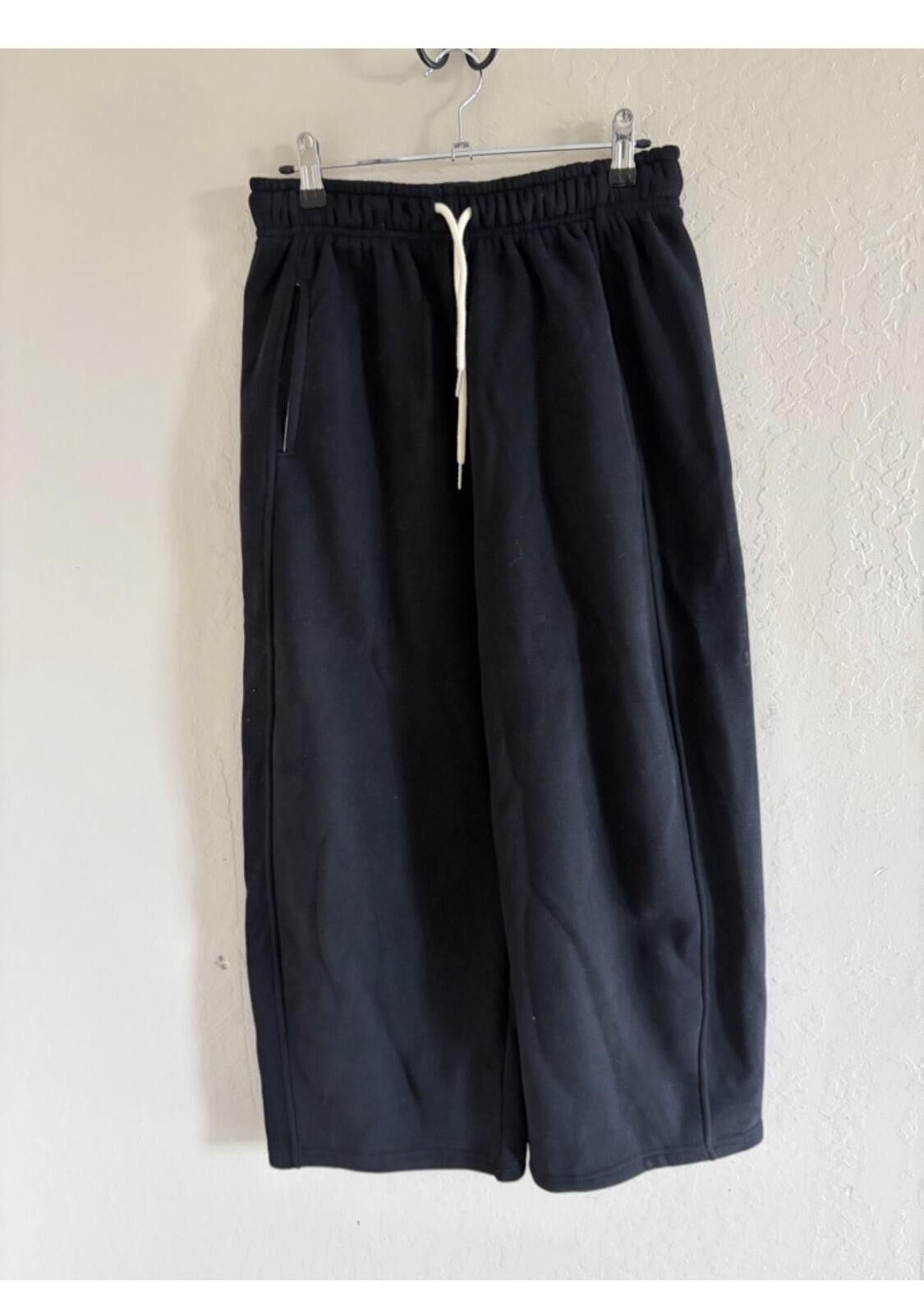 Other Yance Hana Wide-Leg Black Drawstring Capris Size 28" / US 6 / IT 42 - 1 Thumbnail