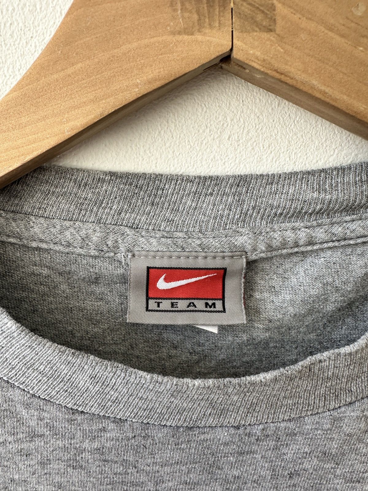 Nike × Vintage Vintage Nike Team Georgia Bulldogs T Shirt Size US S / EU 44-46 / 1 - 5 Thumbnail