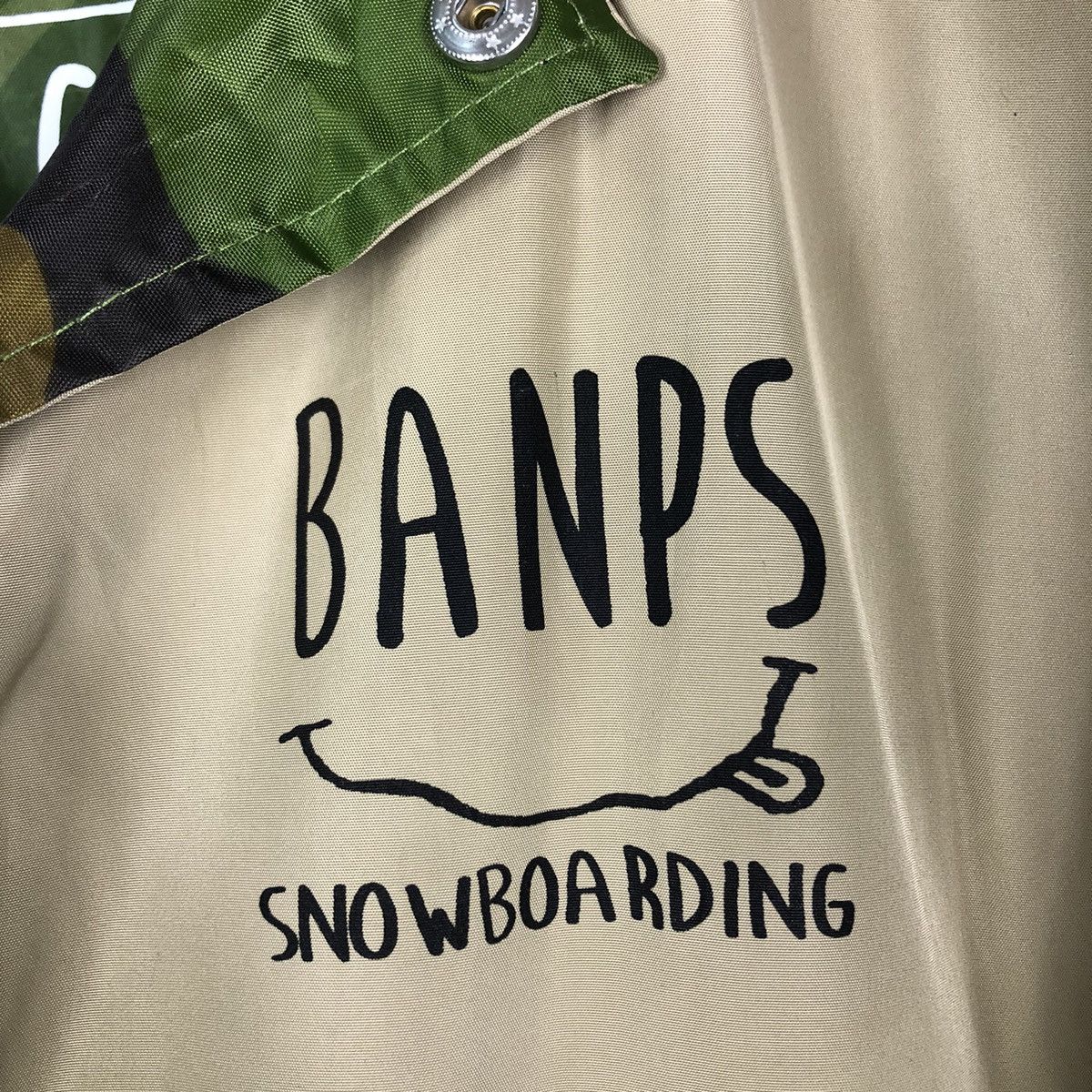Japanese Brand 🔥Very Worn Bomber Jacket Banps Snowboarding Big Logo Size US M / EU 48-50 / 2 - 17 Thumbnail