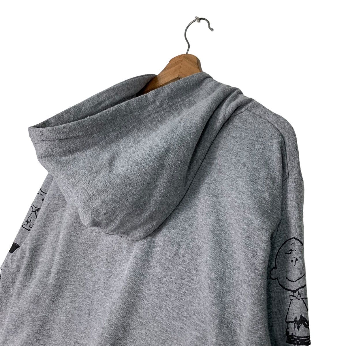 Peanuts PEANUTS Snoopy Sleeve Logo Pullover Hoodies #0773-C35 Size US L / EU 52-54 / 3 - 9 Thumbnail