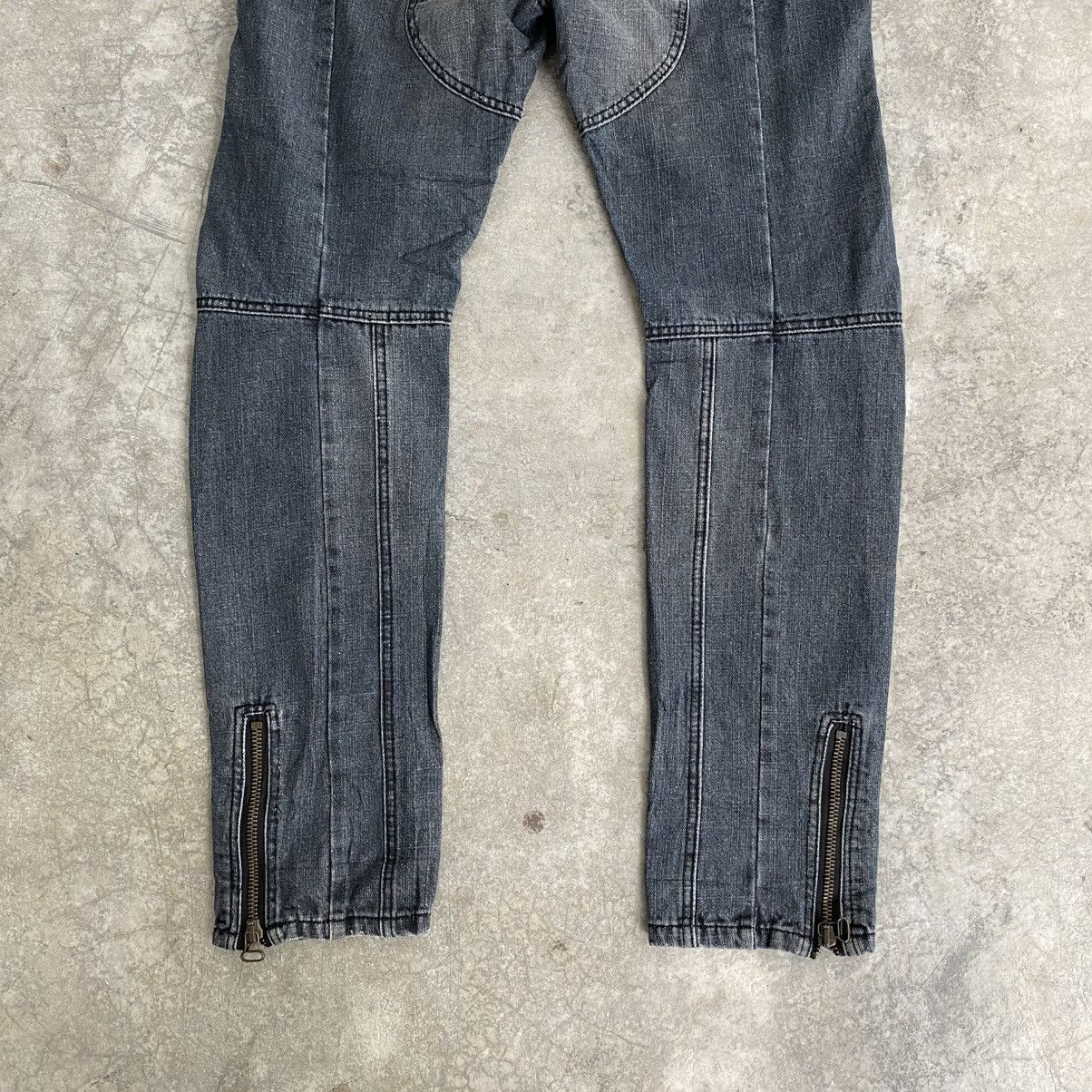 Balmain 2000’s Balmain Paris “Padded” Knee Biker Denim Jeans Size US 34 / EU 50 - 15 Thumbnail