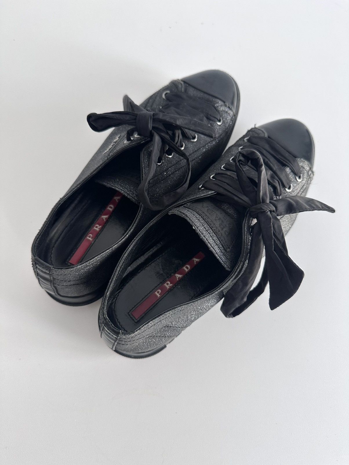 Prada 00s Prada Black Leather Glitter Low Trainers Shoes 37,5 Eu Size US 6.5 / IT 36.5 - 8 Thumbnail