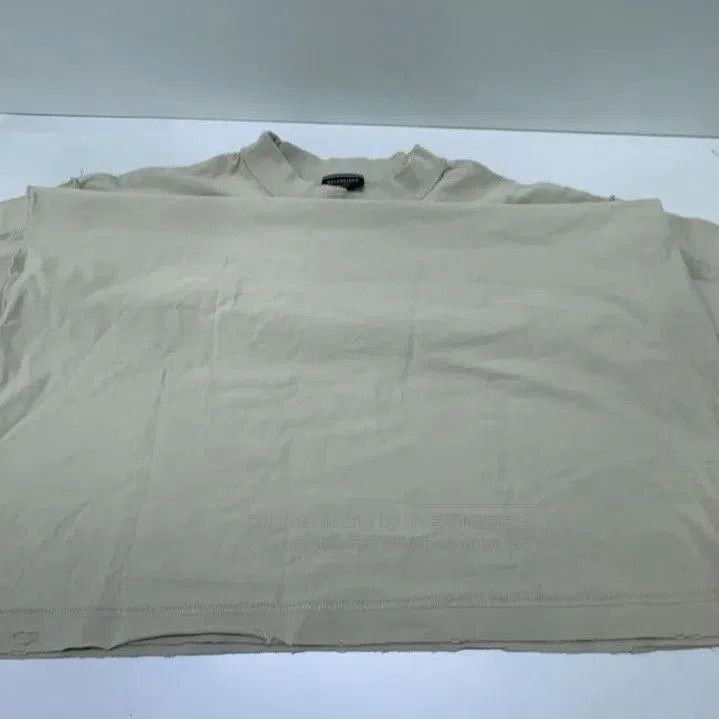 Balenciaga Balenciaga Logo Relaxed Fit Beige T-Shirt. Size US XS / EU 42 / 0 - 8 Thumbnail