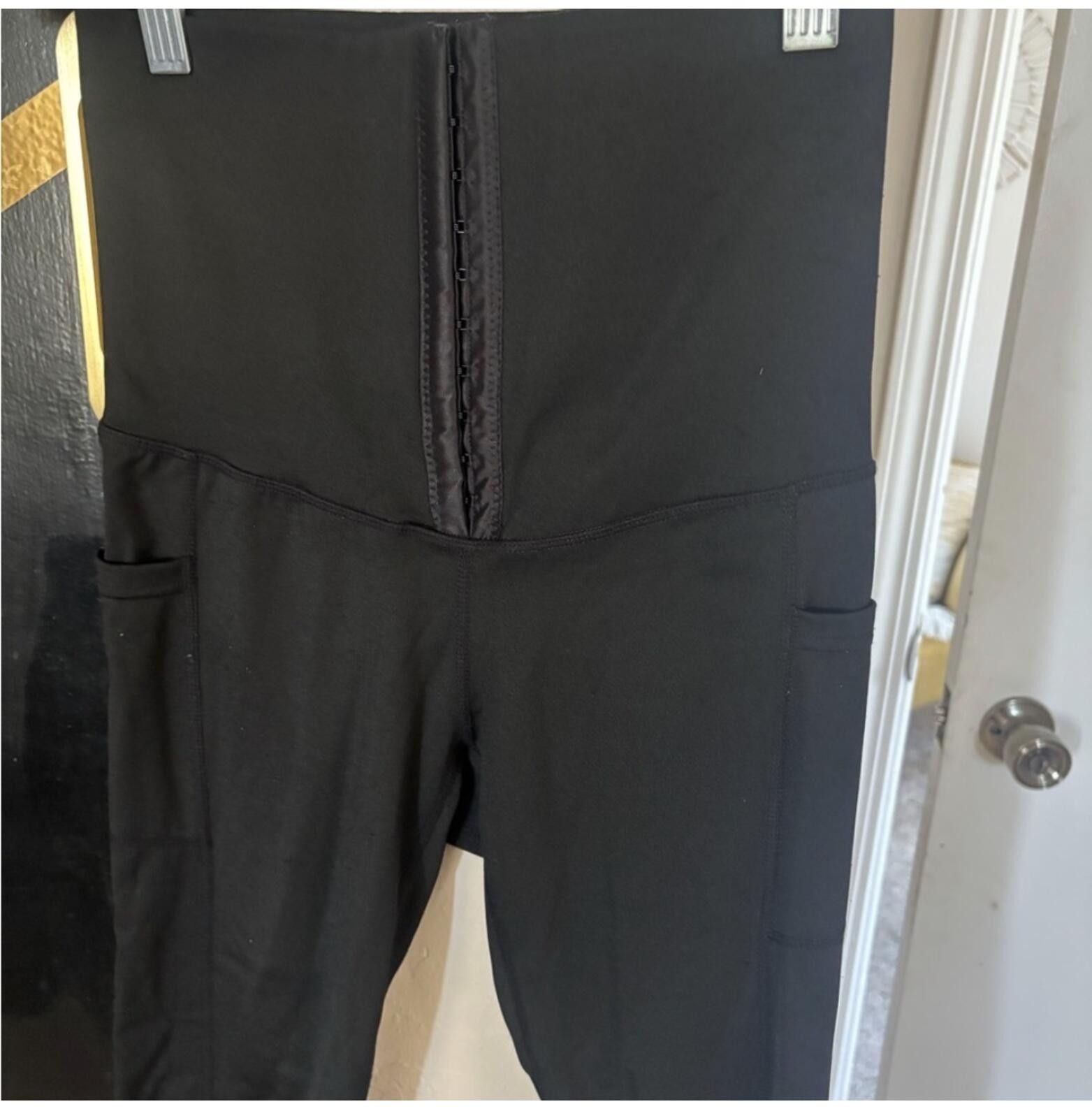 Other (O to S) Black waist training Leggings Size 28" / US 6 / IT 42 - 1 Thumbnail
