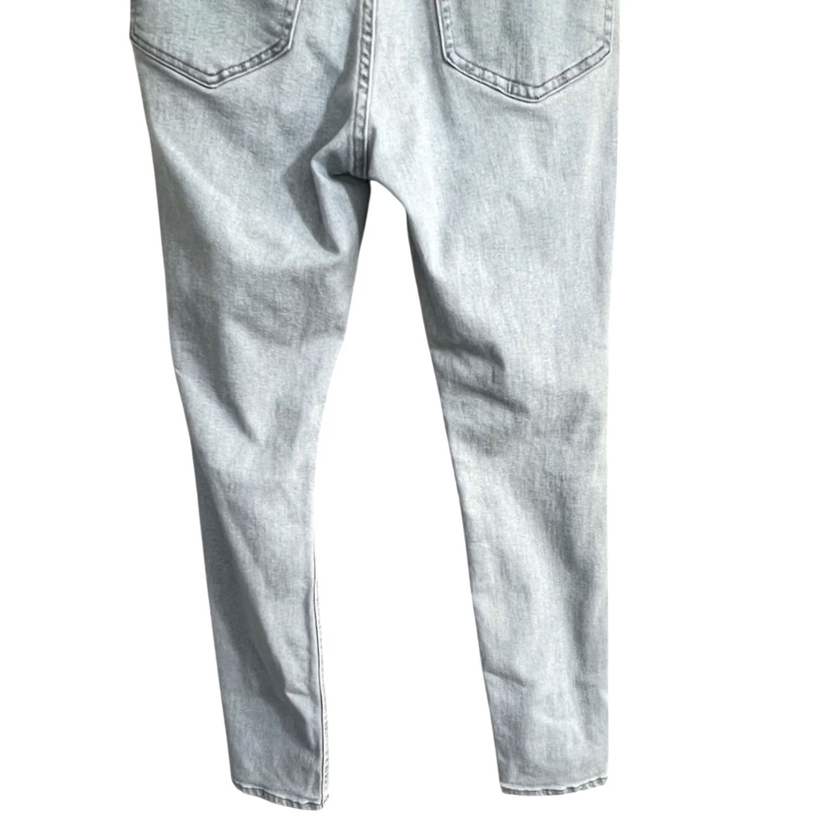 H&M H&M Ultra High Ankle Jeggings light wash distressed Size 8 Women Blue Jeans Jegging Regular 8 Womens Size 30" / US 8 / IT 44 - 5 Thumbnail
