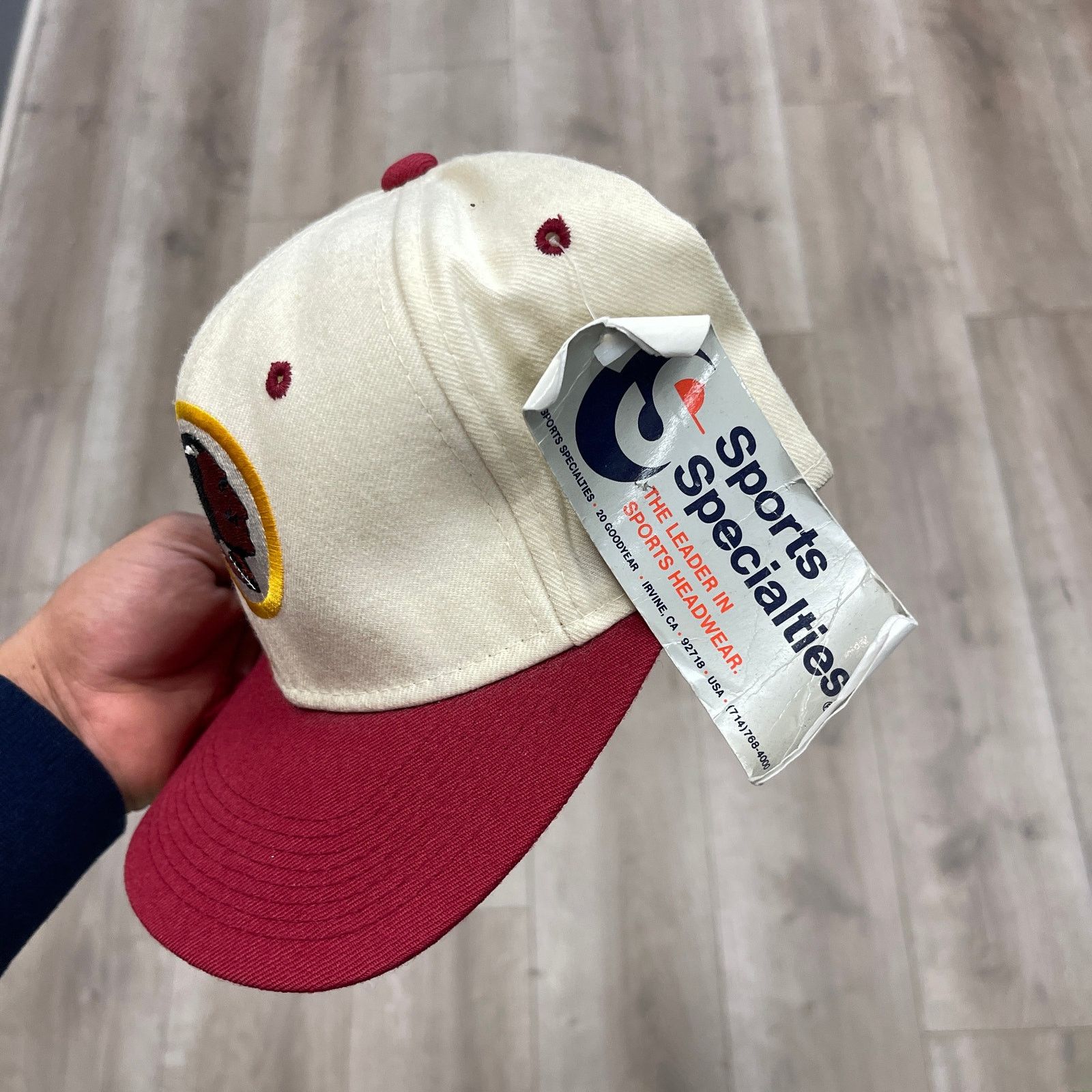 NFL vintage 90s Washington Redskins fitted Cap hat 7 3/8 Size ONE SIZE - 5 Thumbnail