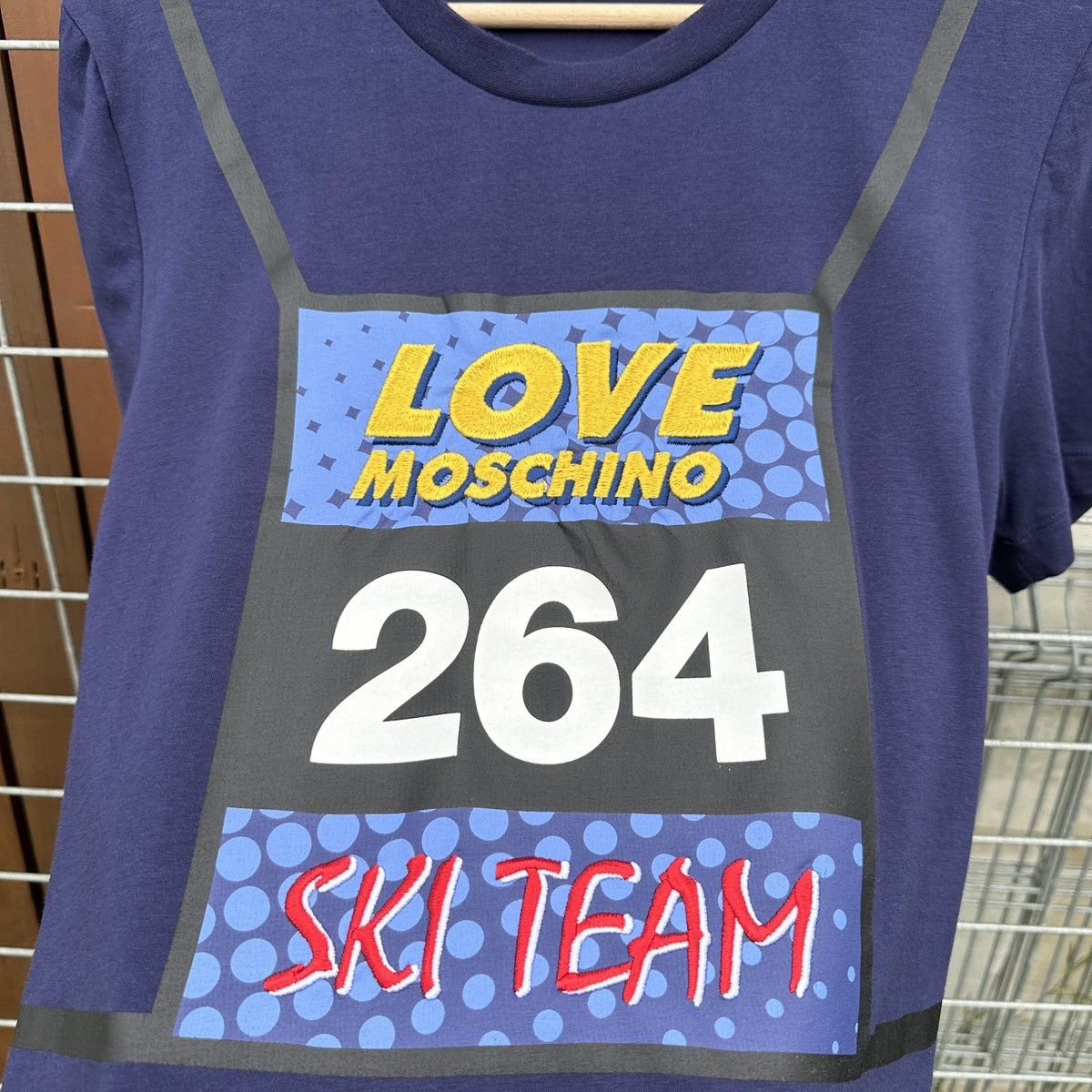 Love Moschino Love Moschino Ski Team 264 Team T-Shirt Luxury Rare S Size S / US 4 / IT 40 - 3 Thumbnail