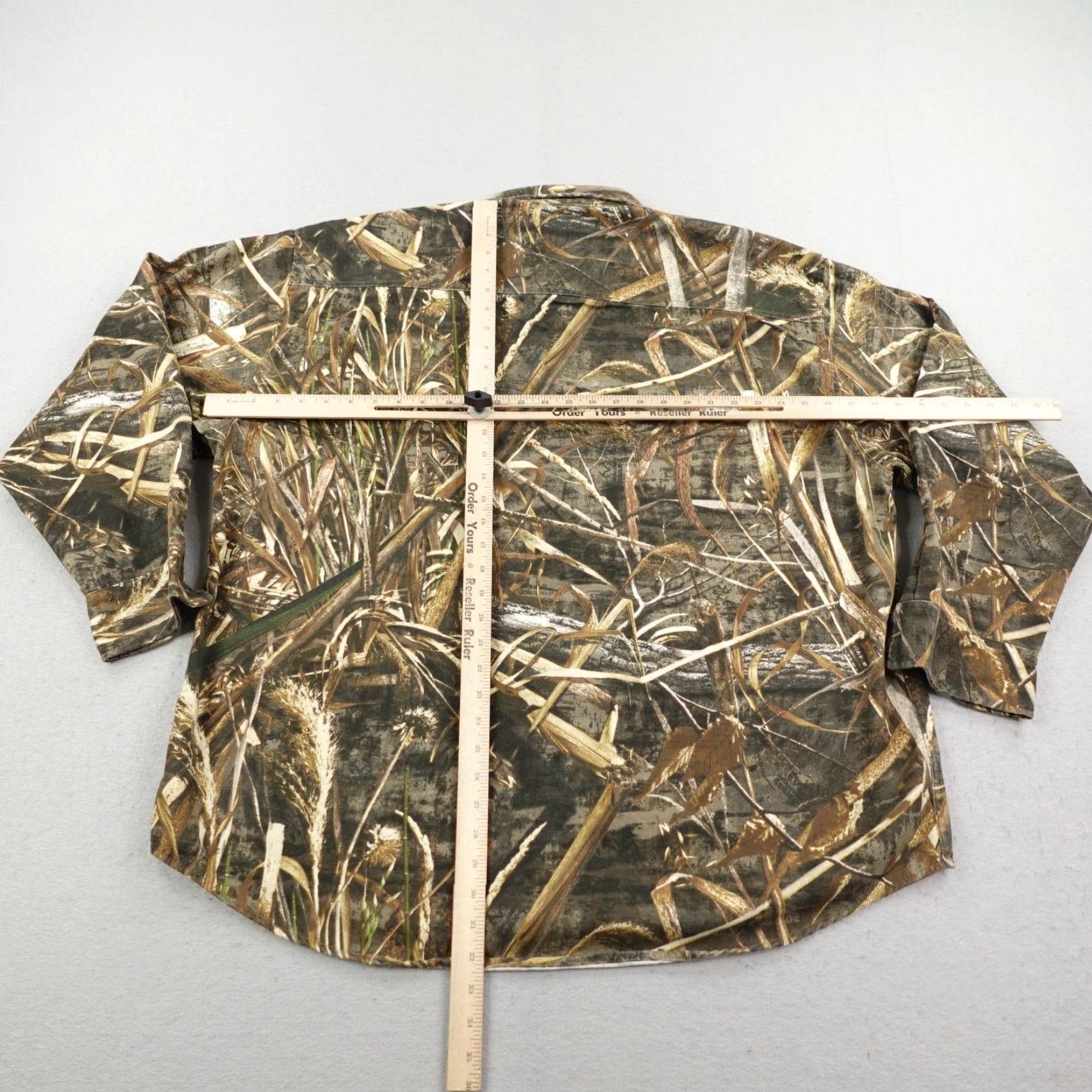 Vintage Cabela's Shirt Mens 2XL Realtree Green Camo Flannel Button Up Hunting Outdoors Camouflage Pattern Casual Workwear Size US XXL / EU 58 / 5 - 6 Thumbnail
