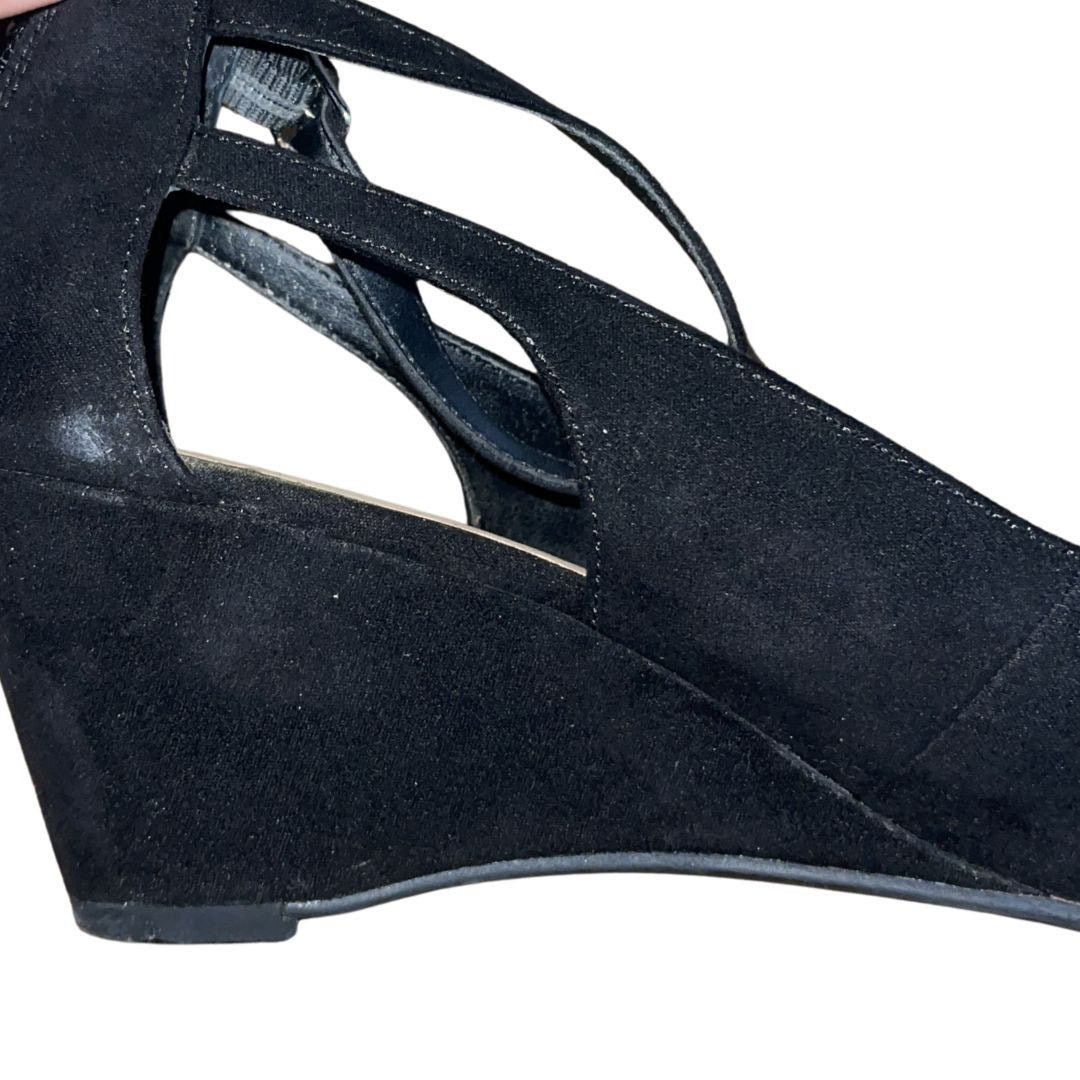 American Rag Amiley Cut Out Wedges Closed Toe Ankle Strap 8.5 Faux Suede Size US 8.5 / IT 38.5 - 8 Thumbnail