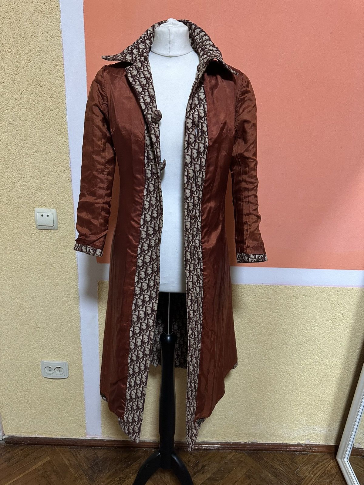 Christian Dior Monsieur Christian Dior by Marc Bohan 1970's Trotter Logo Print trenc Size XL / US 12-14 / IT 48-50 - 16 Thumbnail