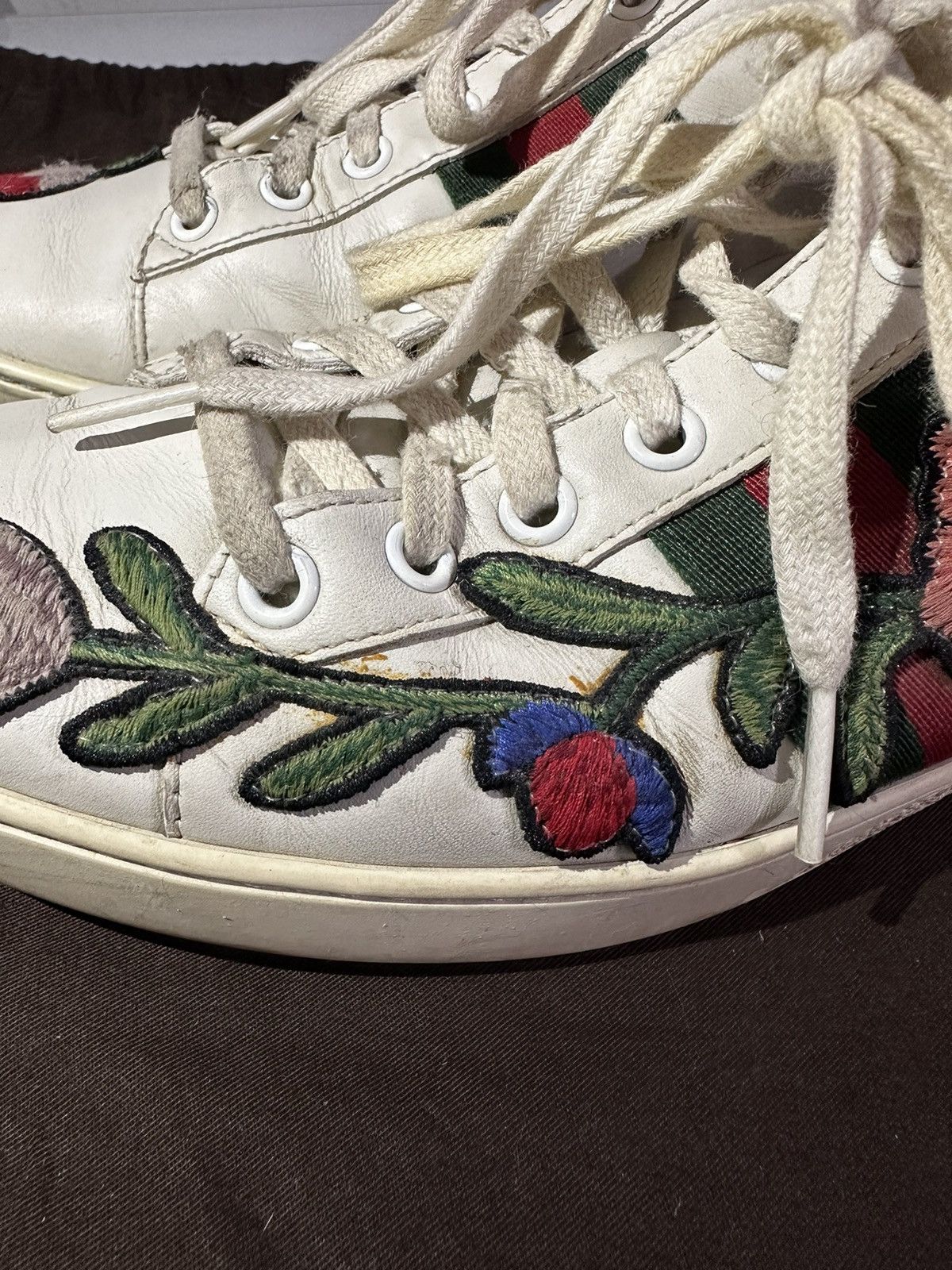 Gucci Flower Sneakers Size US 9 / IT 39 - 12 Thumbnail