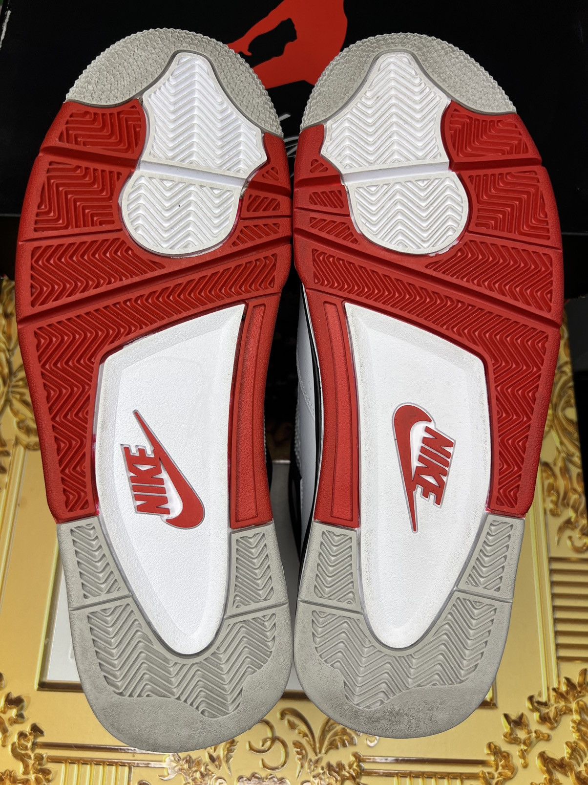 Jordan Brand Jordan 4 Fire Red 2020 Size US 11 / EU 44 - 7 Thumbnail