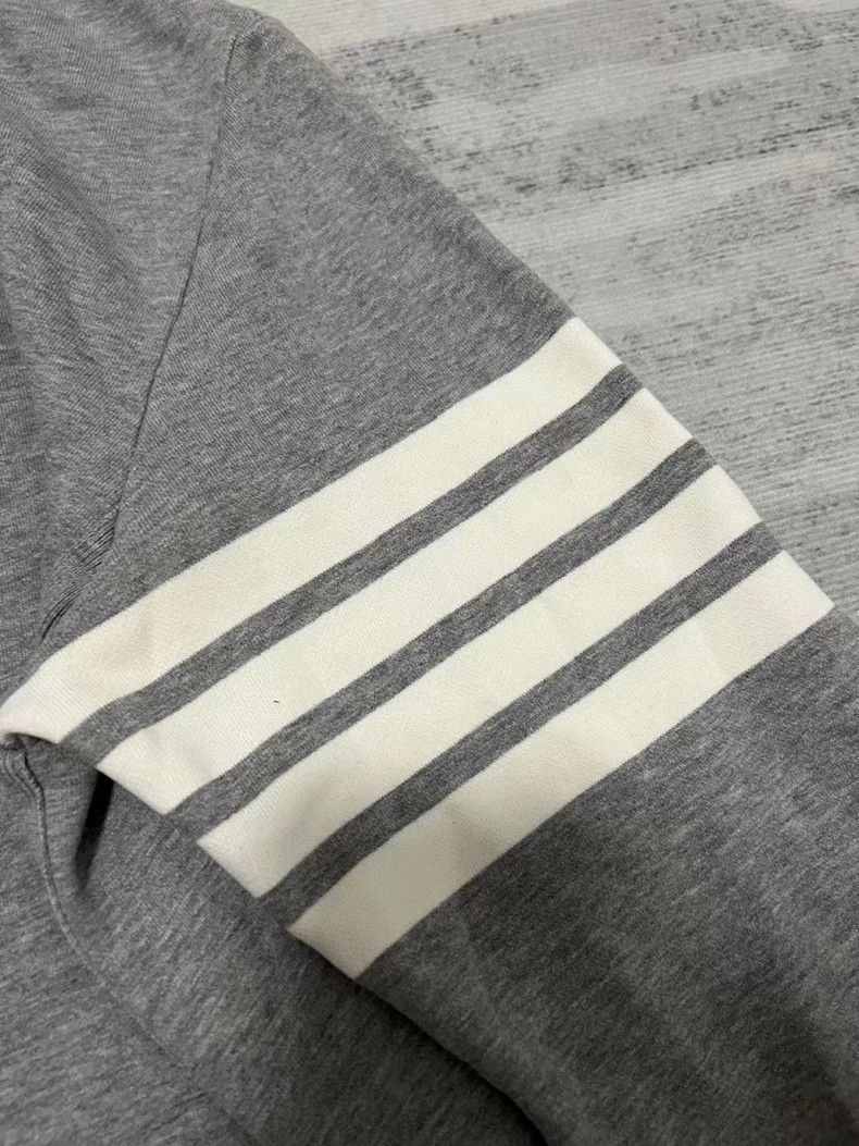 Thom Browne Thom Browne round-neck sweater Size US XL / EU 56 / 4 - 4 Thumbnail