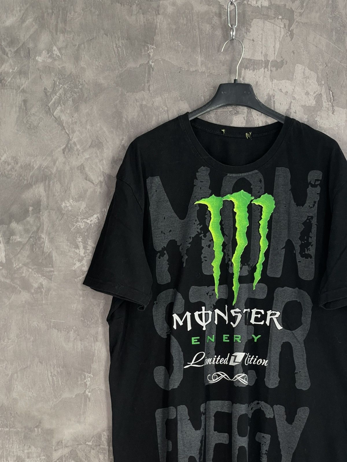Vintage Monster Energy vintage Y2K Graphic t-shirt Size US L / EU 52-54 / 3 - 3 Thumbnail