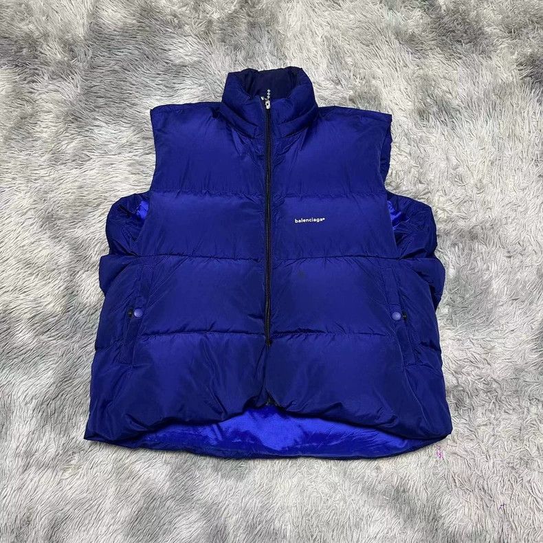 Balenciaga Balenciaga Blue letter logo down vest 2502-Nextarrow Size 48R - 2 Thumbnail