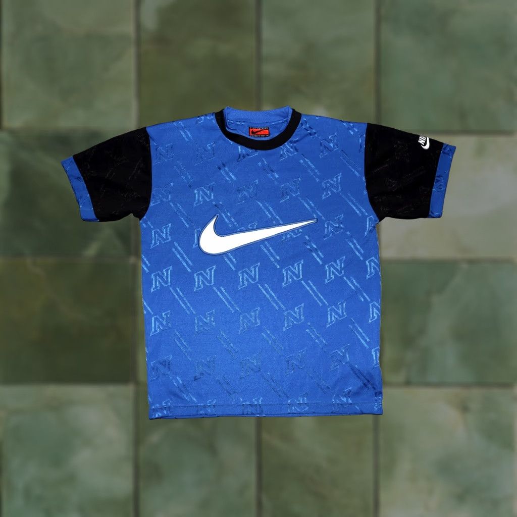 Nike NIKE PREMIER BIG SWOOSH SIZE M 90S VINTAGE FOOTBALL SHIRT BLACK BLUE 1995 JERSEY Size US M / EU 48-50 / 2 - 1 Thumbnail