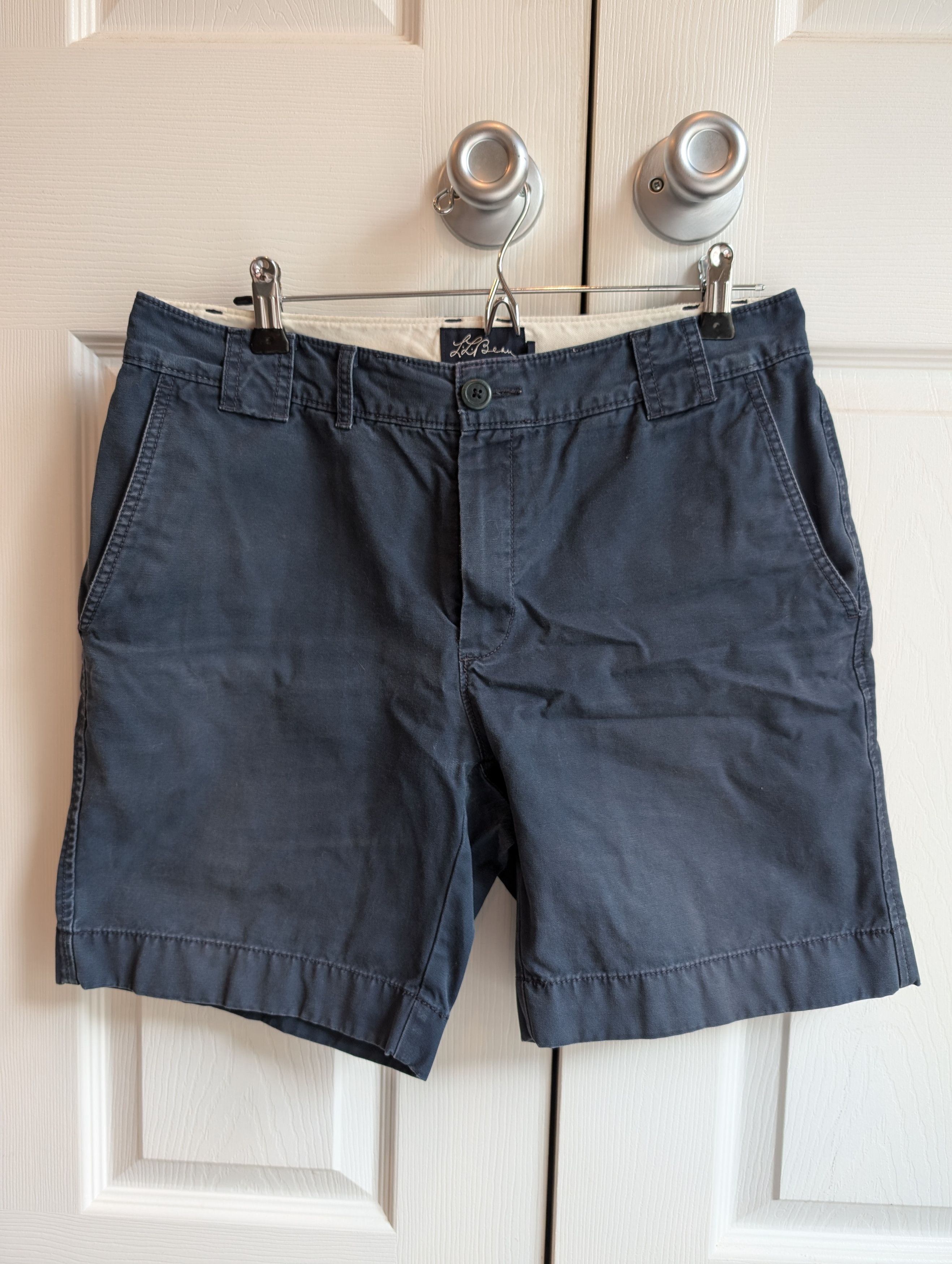 L.L. Bean Signature Washed Chino Shorts Size US 31 - 1 Thumbnail