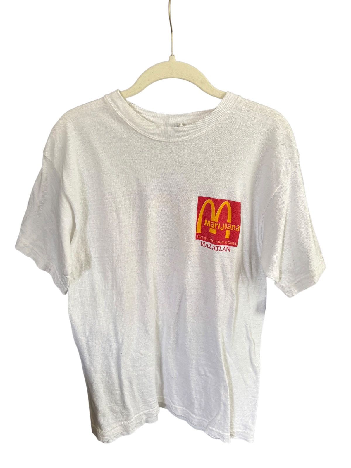 Vintage Vintage McDonalds Mazatlán Marijuana T-Shirt Size US M / EU 48-50 / 2 - 1 Thumbnail