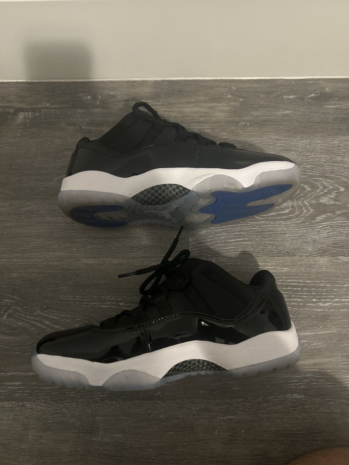 Nike Air Jordan 11 retro low Space Jams Size US 10 / EU 43 - 4 Thumbnail
