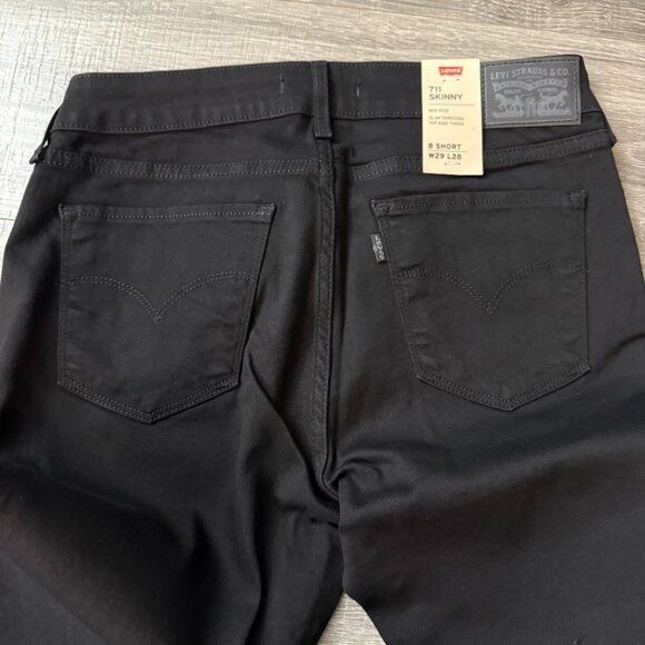 Levi's NWT Levi’s 711 Skinny Sculpt Black Jeans Women Size 8 Short Size 30" / US 8 / IT 44 - 4 Thumbnail