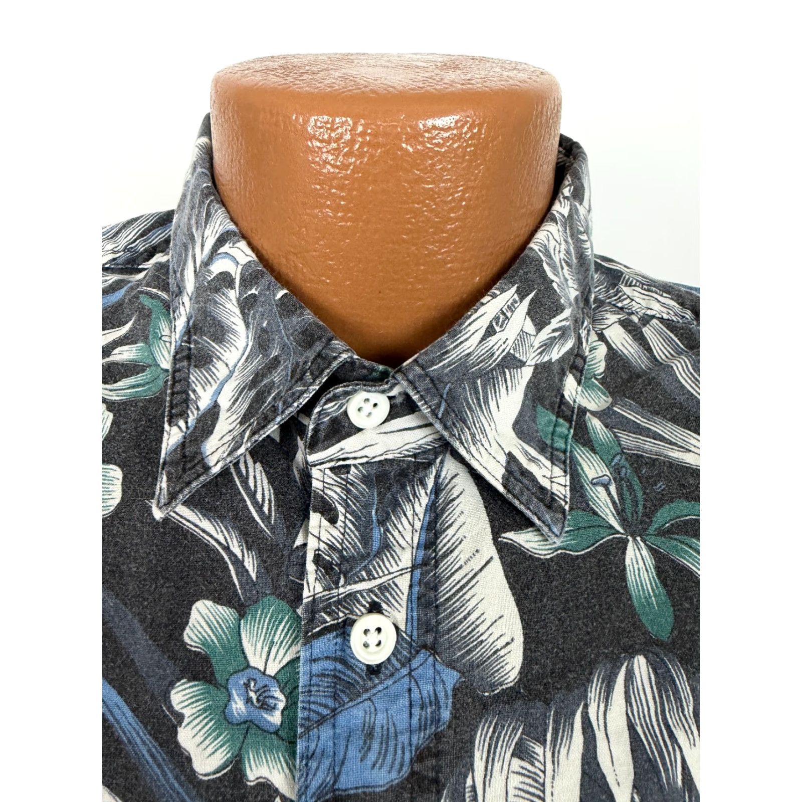 Vintage VINTAGE Impact Hawaiian Shirt Men L Black 90s Floral Short Sleeve Button-Up Collared Cotton Casual Beach Hawaii Size US L / EU 52-54 / 3 - 3 Thumbnail