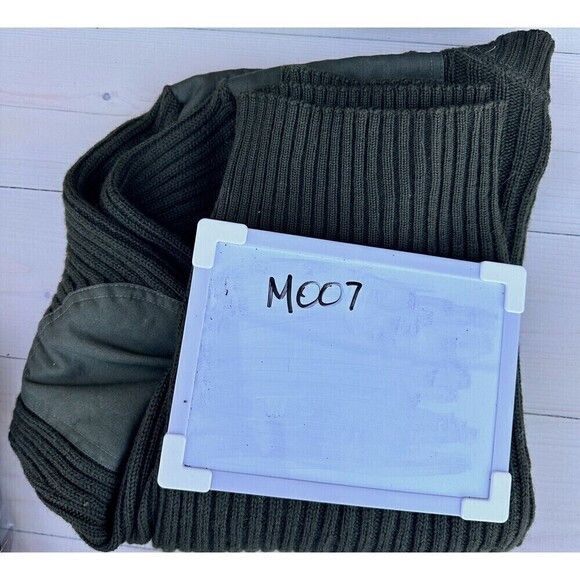 Vintage Vintage Men’s US Marine Wool Sweater Olive Green Size US S / EU 44-46 / 1 - 5 Thumbnail