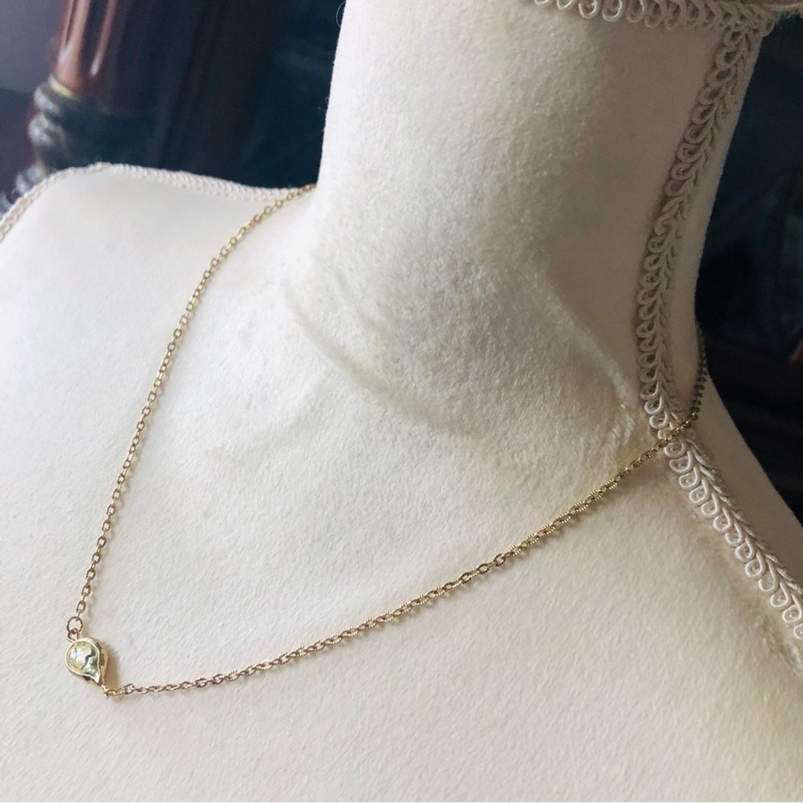 Handmade Handcrafted gold frame mother of pearl necklace Size ONE SIZE - 5 Thumbnail