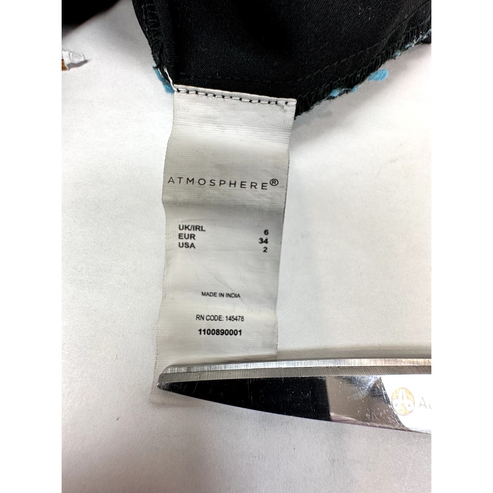 Other Atmosphere Romper Jumpsuit Sleeveless Black V-Neck - 2 Size 26" / US 2 / IT 38 - 9 Thumbnail
