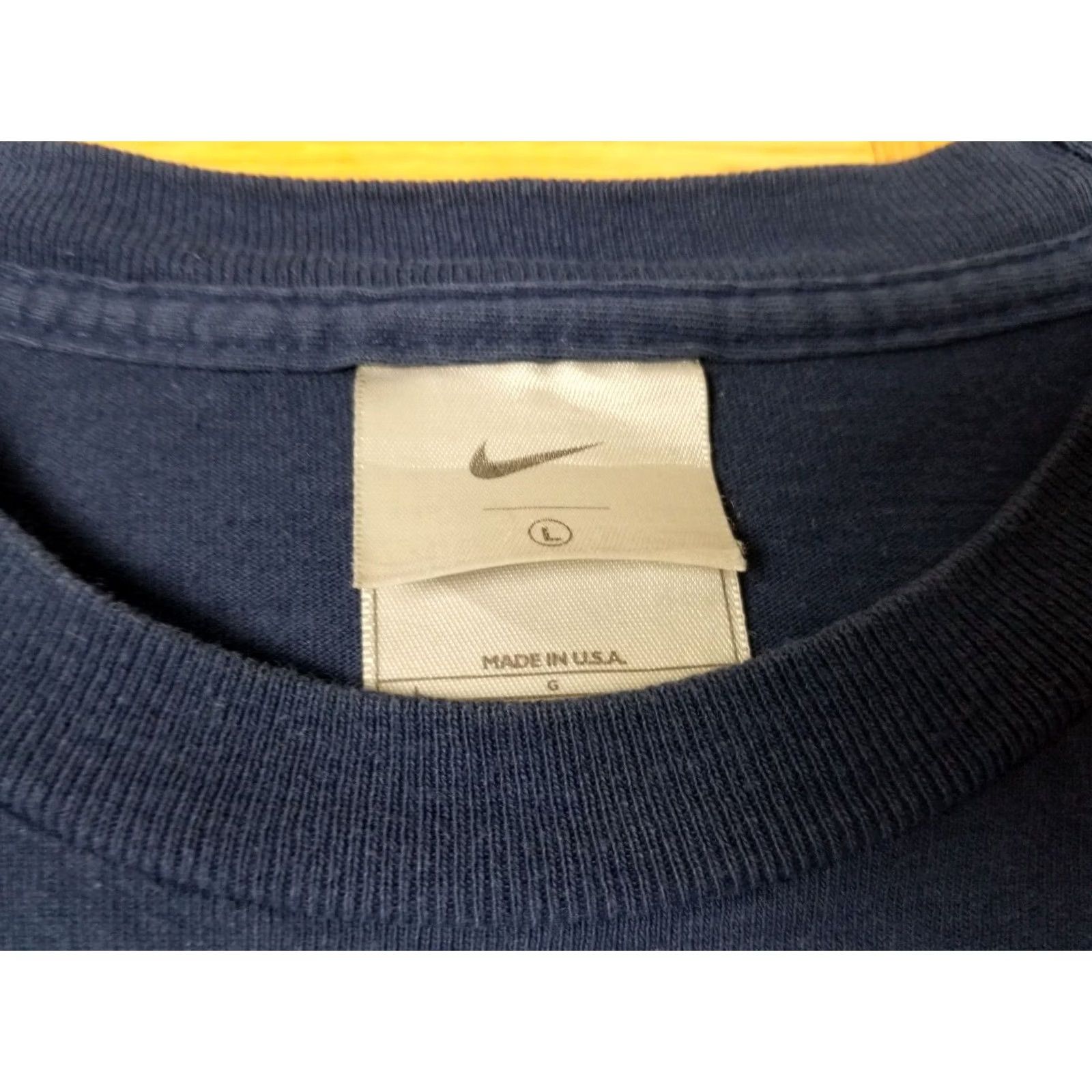 Nike VINTAGE Nike AIR BIG SWOOSH NAVY SHIRT Navy LONG SLEEVE COTTON SIZE L MADE IN USA MEN SHIRT 90s USA Mens Size US L / EU 52-54 / 3 - 3 Thumbnail