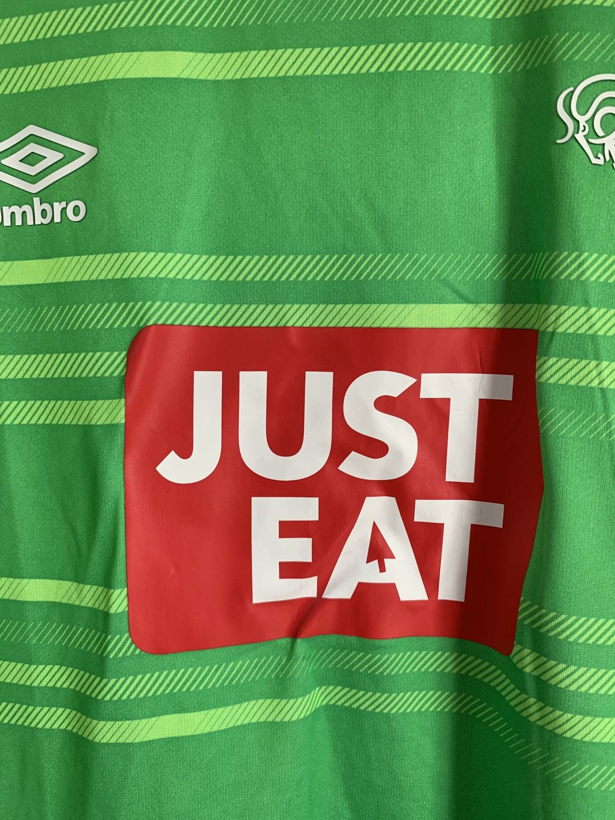 Umbro Derby County Goalkeeper Football Shirt Umbro Soccer Jersey Size US XXL / EU 58 / 5 - 5 Thumbnail