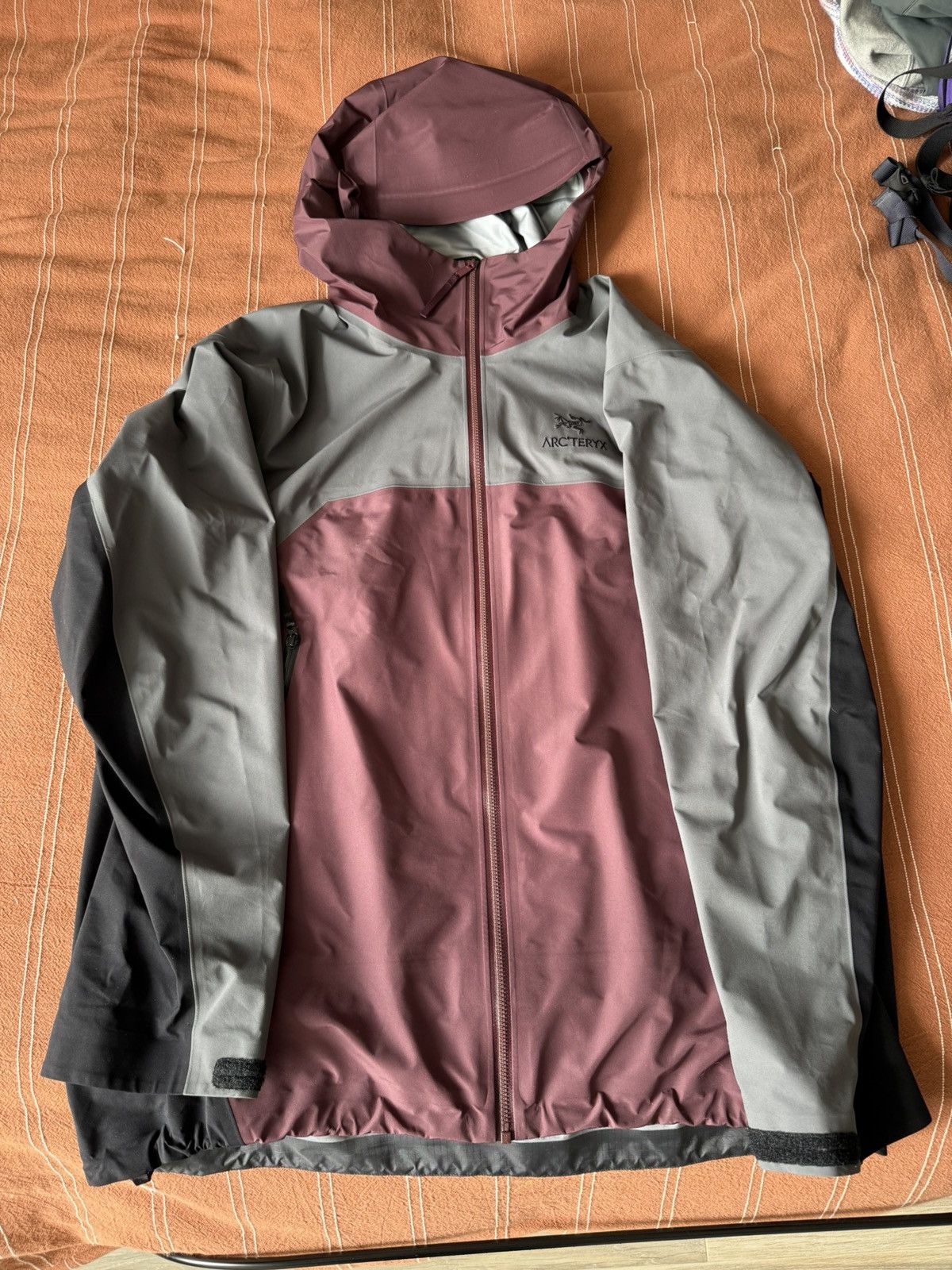 Arc'teryx Arc’teryx Beta Jacket Recut no 11 Size US M / EU 48-50 / 2 - 1 Thumbnail