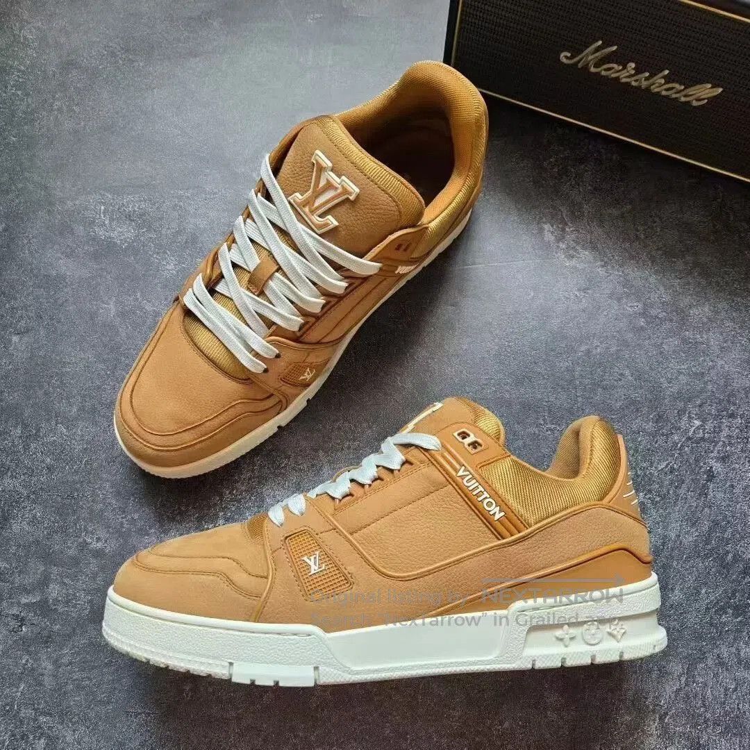 Louis Vuitton louis vuitton lv trainer in brown suede. Size US 8.5 / EU 41-42 - 9 Thumbnail
