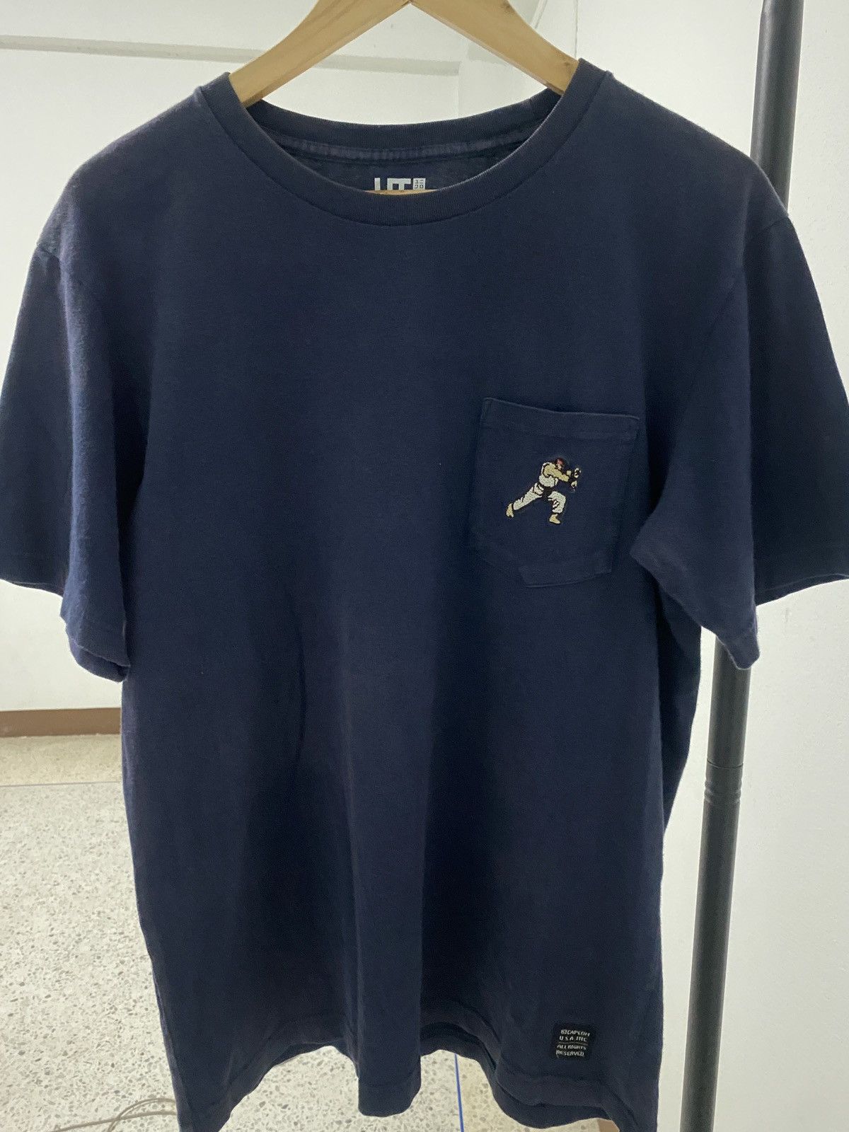 Vintage Uniqlo X Street Fighter Shirt Size US M / EU 48-50 / 2 - 2 Thumbnail