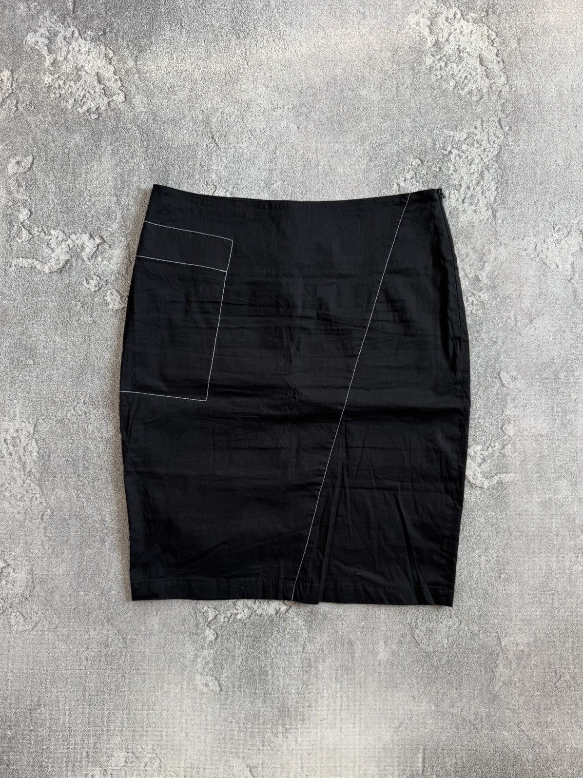 Sarah Pacini Sarah Pacini Black Skirt Italy Asymmetrical Stitch Zip Sz 1 Size 25" / US 0 / IT 36 - 1 Thumbnail