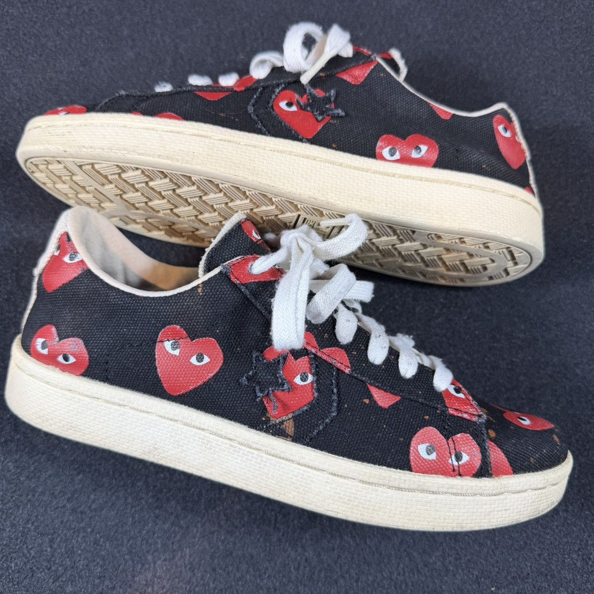 Comme des Garcons PLAY × Converse Comme des Garçons PLAY and Converse mens 6 Womens 7.5 Size US 6 / EU 39 - 1 Thumbnail