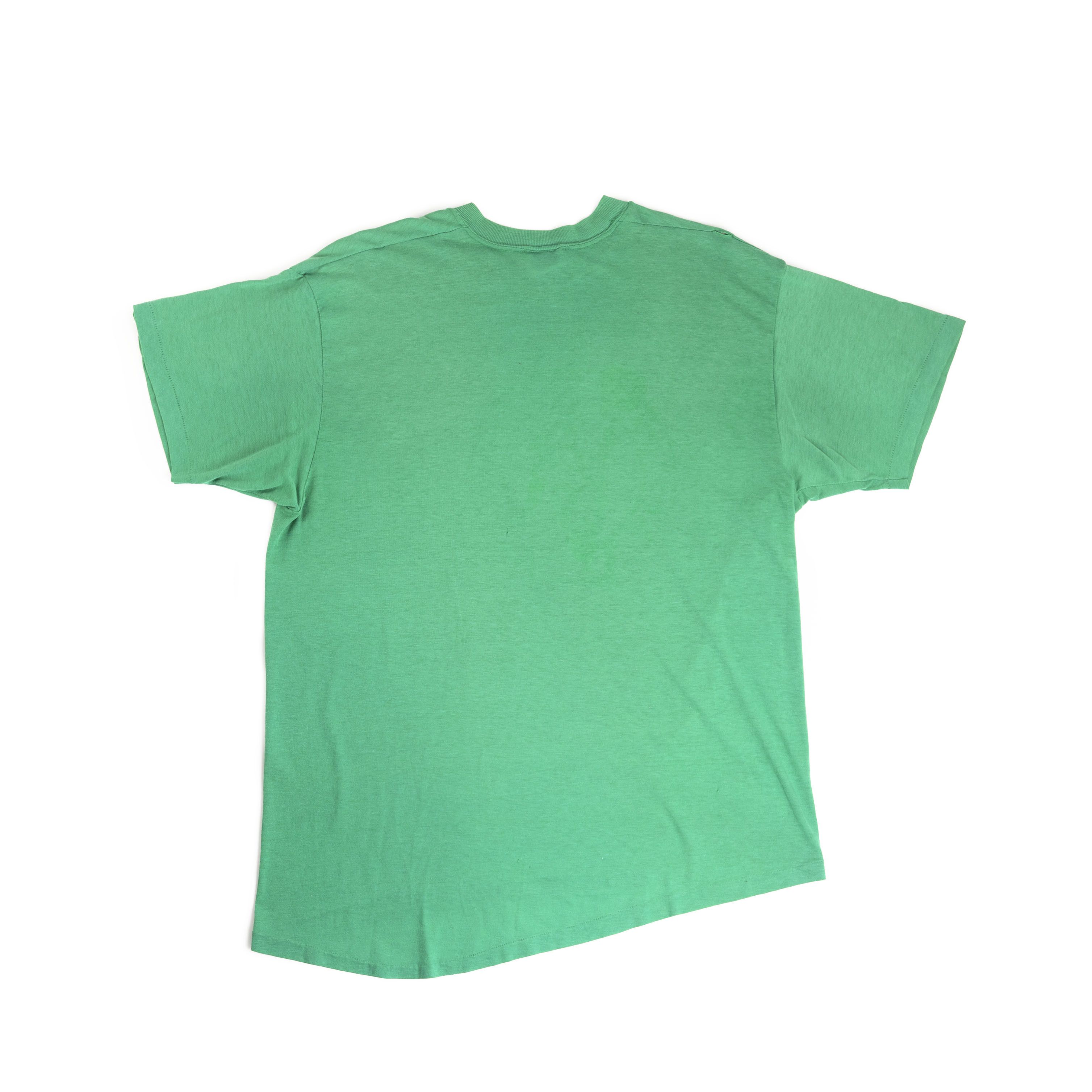 NBA Vintage 1980's Boton Celtics Faded Thin Tee Shirt Size US XL / EU 56 / 4 - 2 Thumbnail