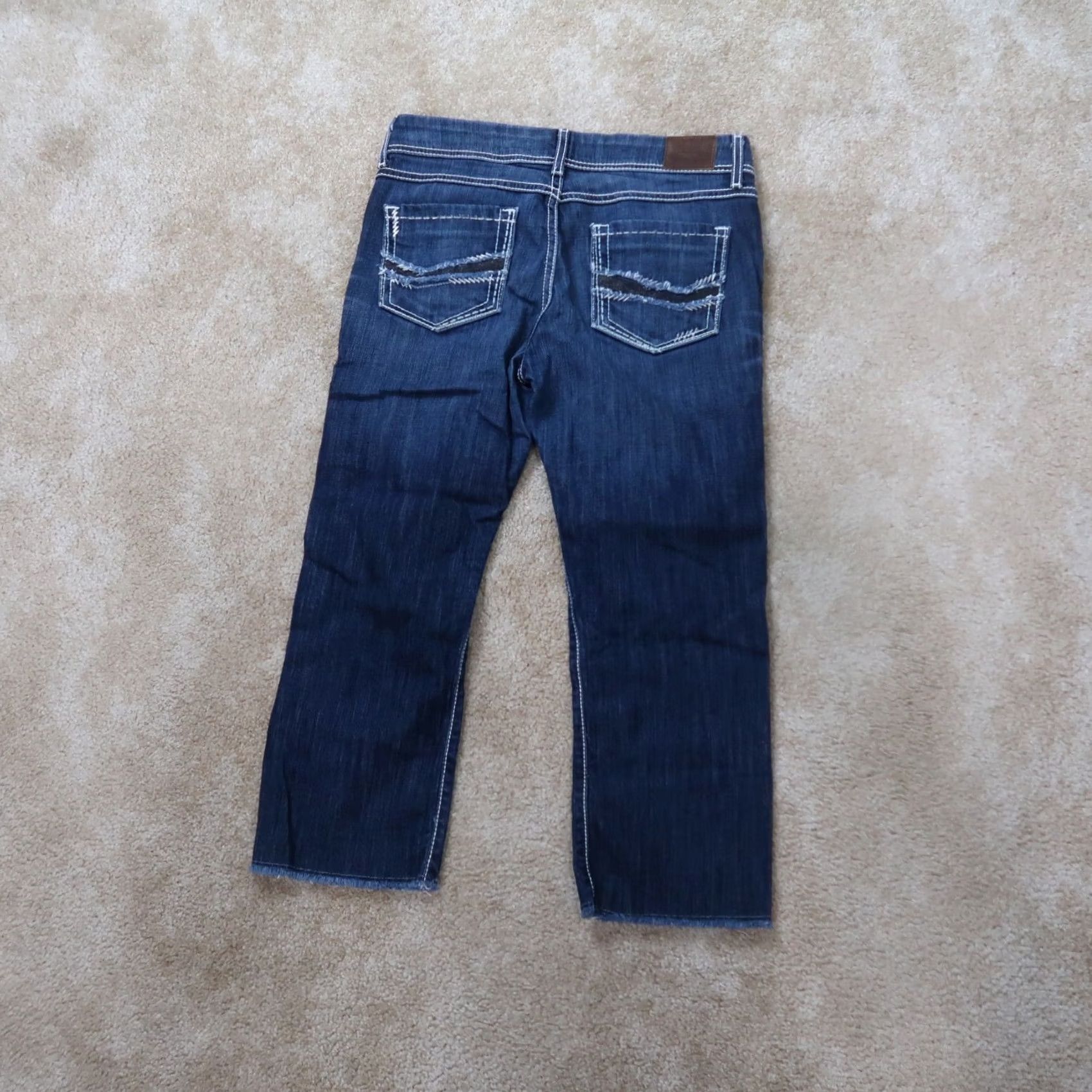 Vintage BKE Buckle Women's Capri Jeans 29 Blue Denim Slimming Stretch 5-Pocket Regular Rise Low Inseam 23 Size 29" - 7 Thumbnail