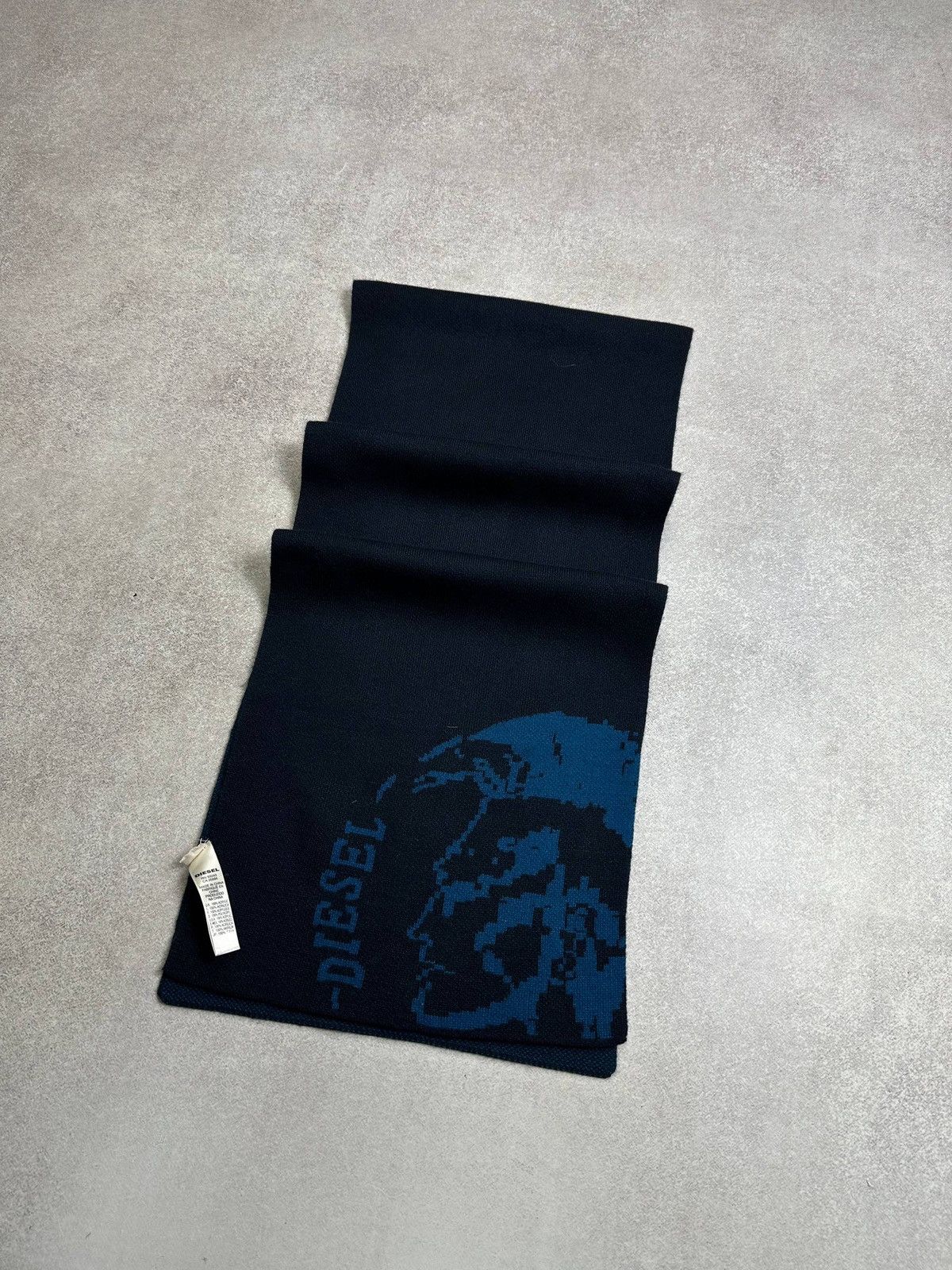 Diesel Vintage Diesel Big Logo Knit Scarf Rare Grunge Y2K Size ONE SIZE - 2 Thumbnail