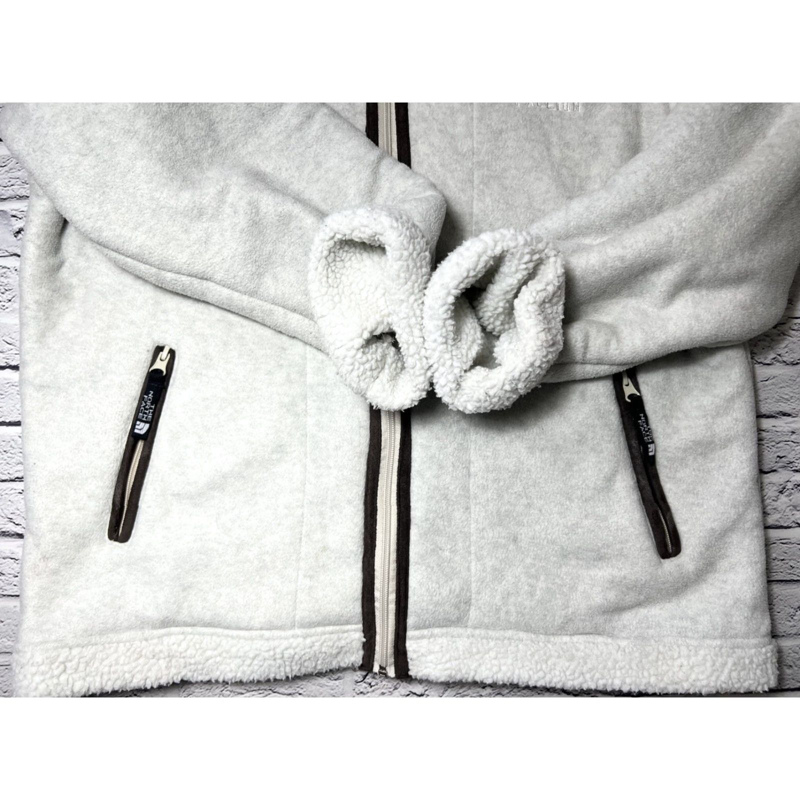 The North Face The North Face Thick Fleece Jacket Women's Zip Up Gray XS Heavy Fleece 29” Long Sleeve Regular Size Small? Size XS / US 0-2 / IT 36-38 - 4 Thumbnail