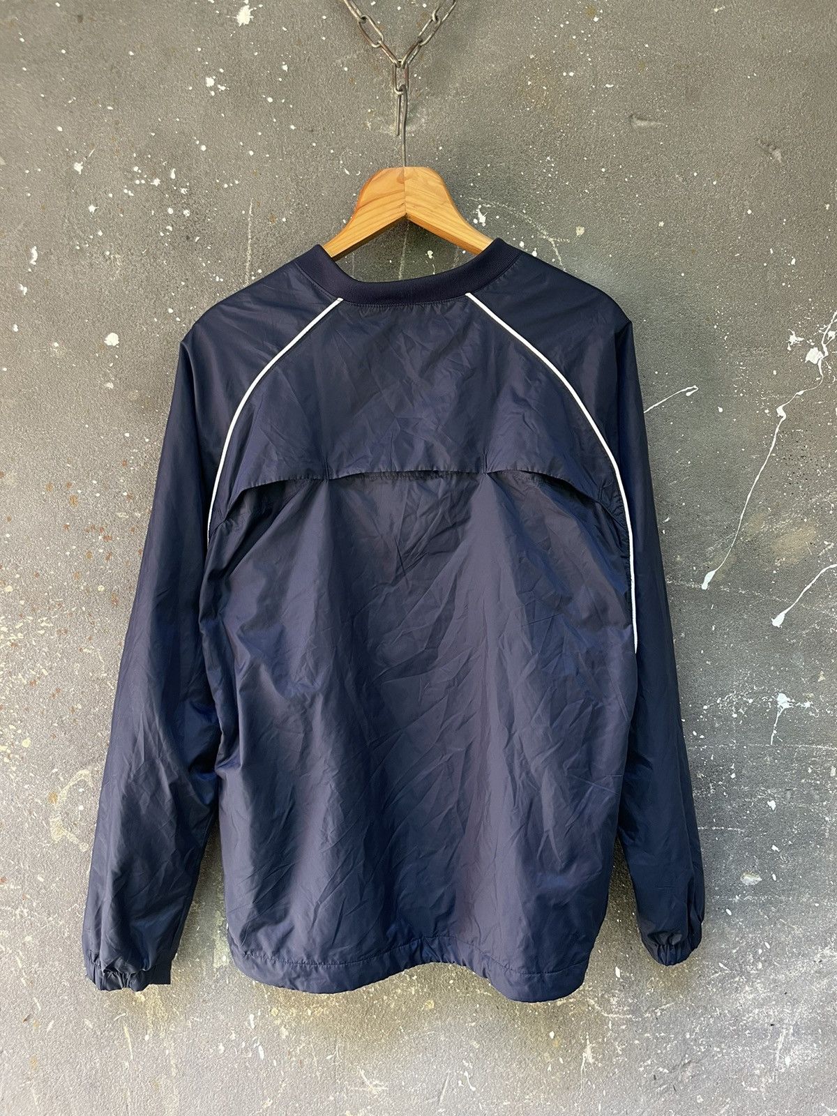 Nike Vintage Nike Nylon 90’s Sweatshirt Y2K Swoosh RARE Size US XL / EU 56 / 4 - 4 Thumbnail